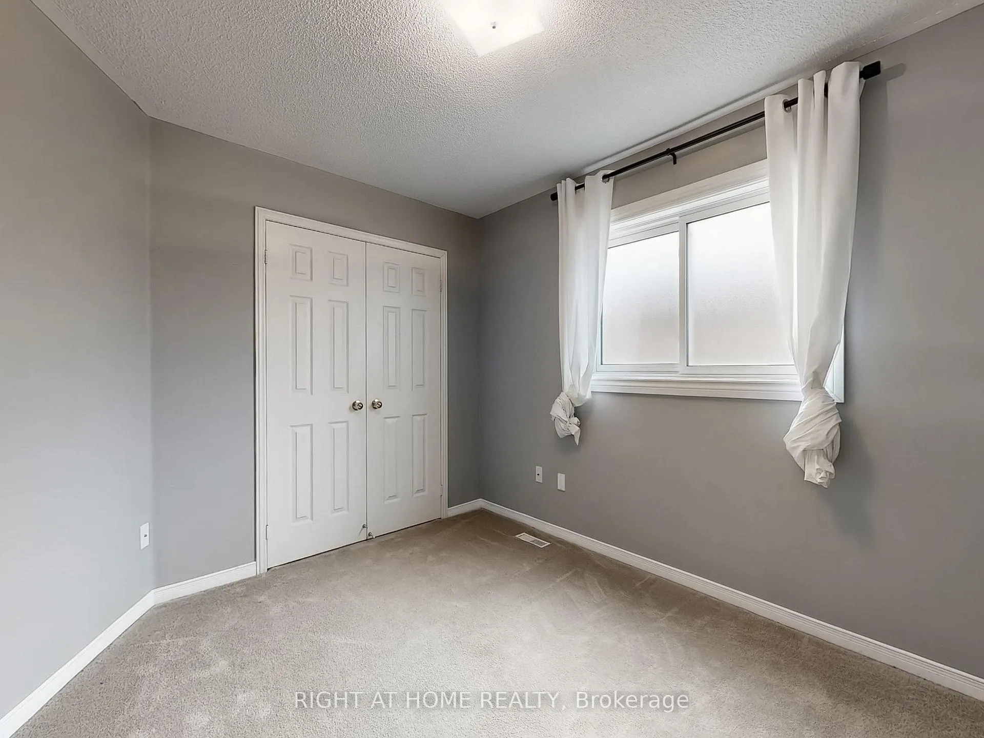 Photo 21 of 605 Willowick Drive, Newmarket, Stonehaven-Wyndham — HOMEH
