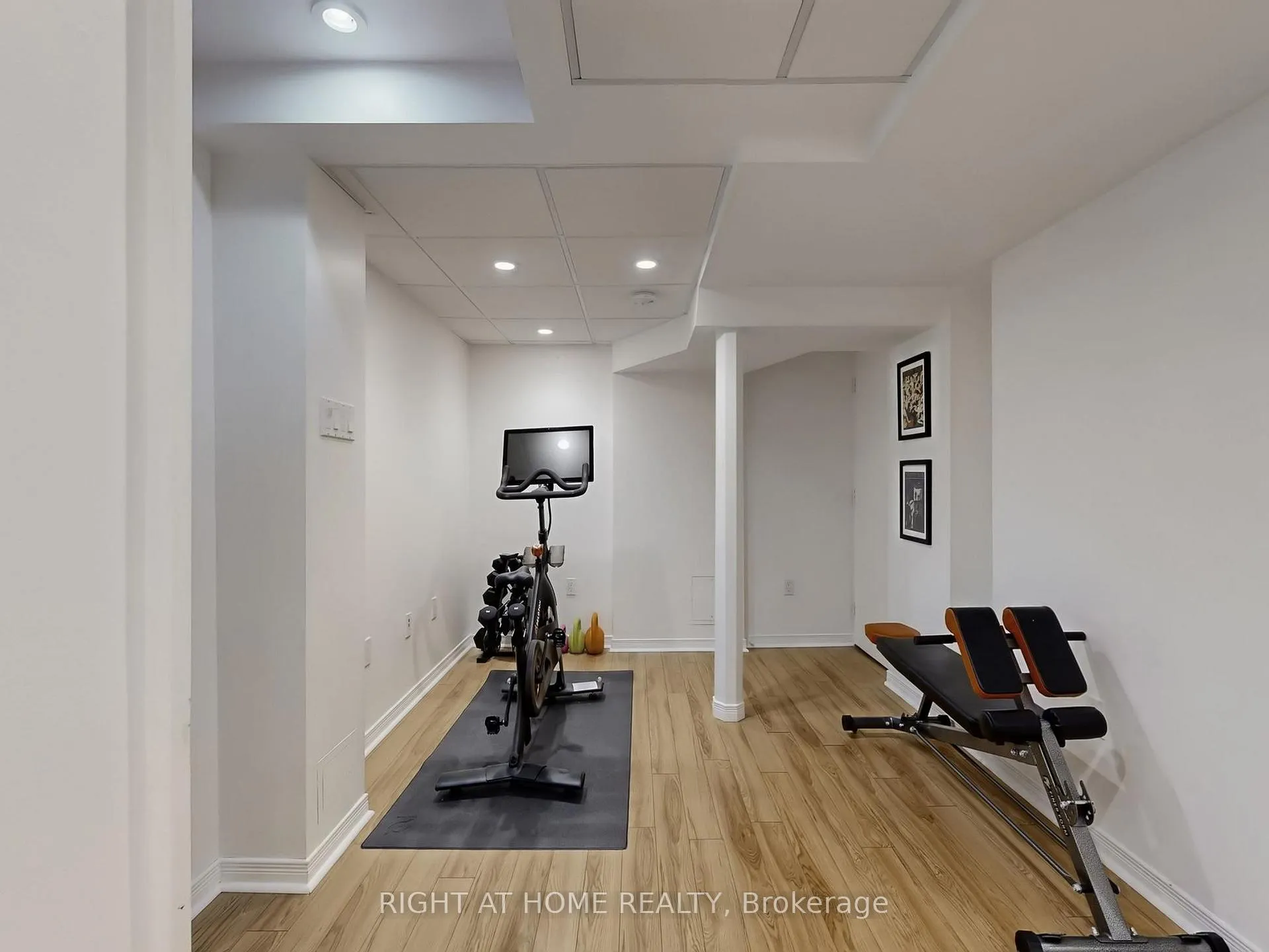 Photo 33 of 605 Willowick Drive, Newmarket, Stonehaven-Wyndham — HOMEH