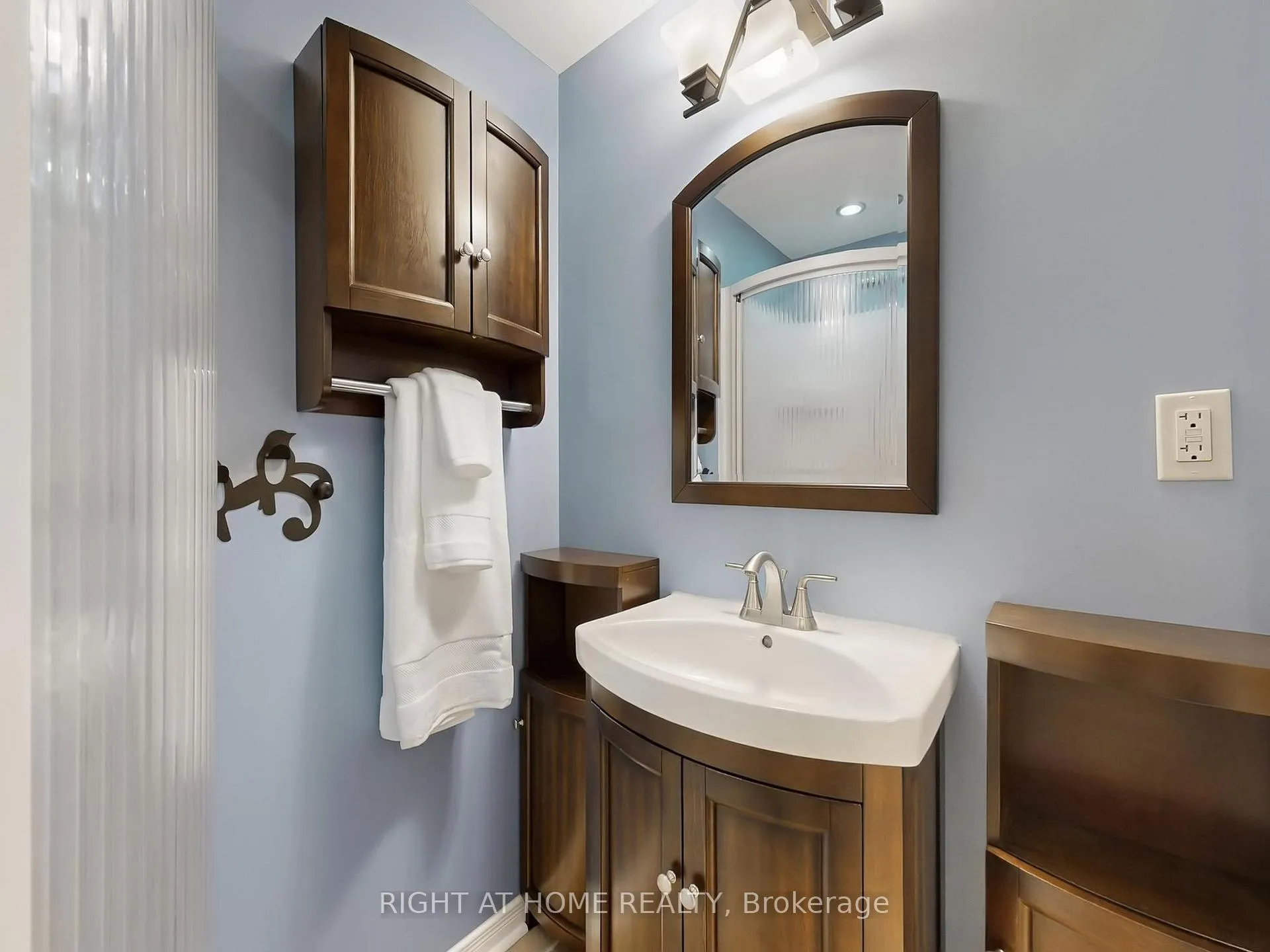Photo 35 of 605 Willowick Drive, Newmarket, Stonehaven-Wyndham — HOMEH