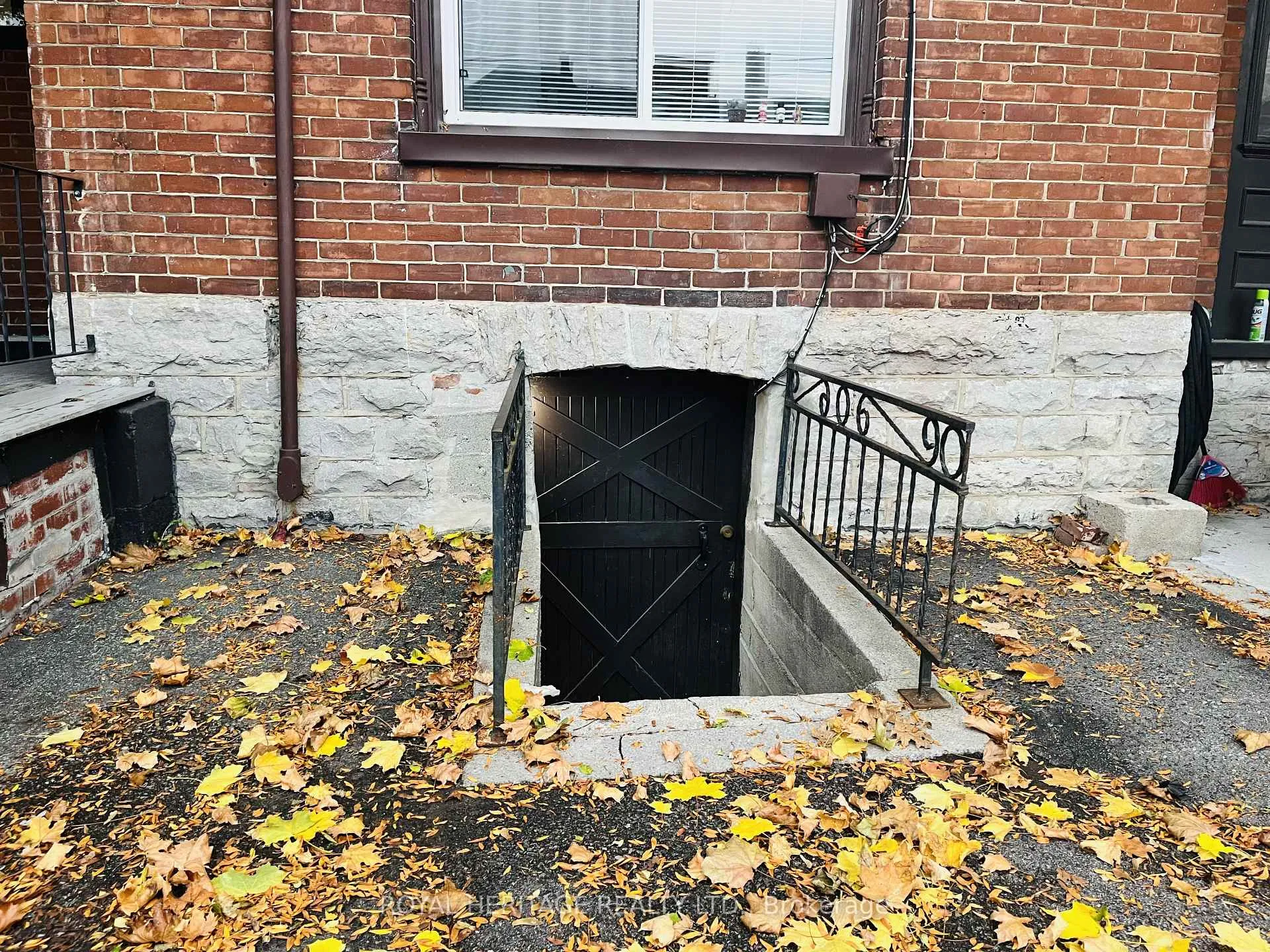 Photo 28 of Unit 4, 80 Bridge Street W, Belleville, Belleville Ward — HOMEH