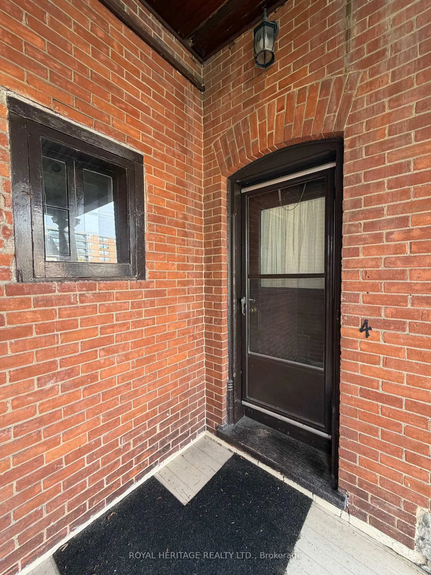 Photo 3 of Unit 4, 80 Bridge Street W, Belleville, Belleville Ward — HOMEH