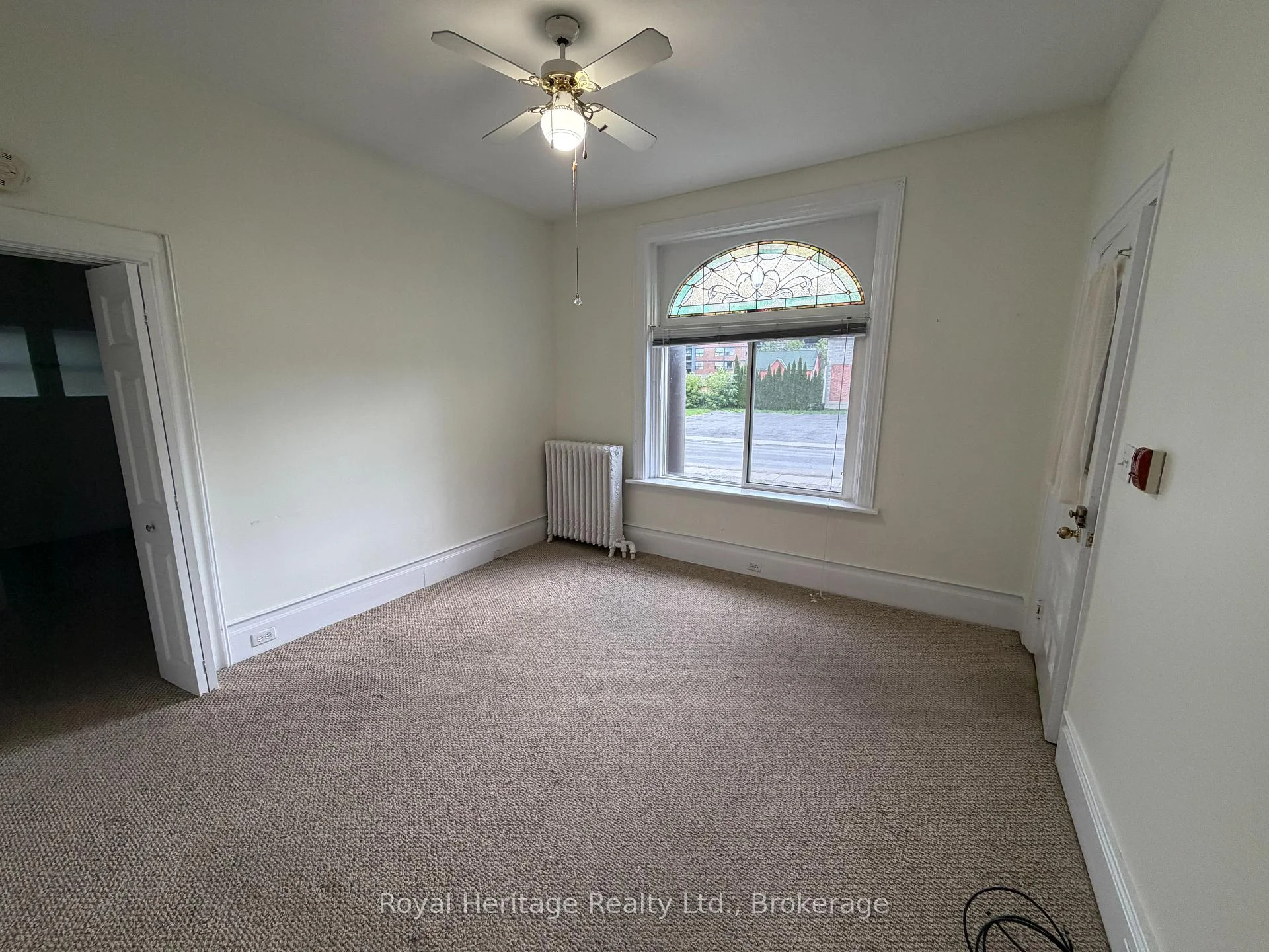 Photo 6 of Unit 4, 80 Bridge Street W, Belleville, Belleville Ward — HOMEH
