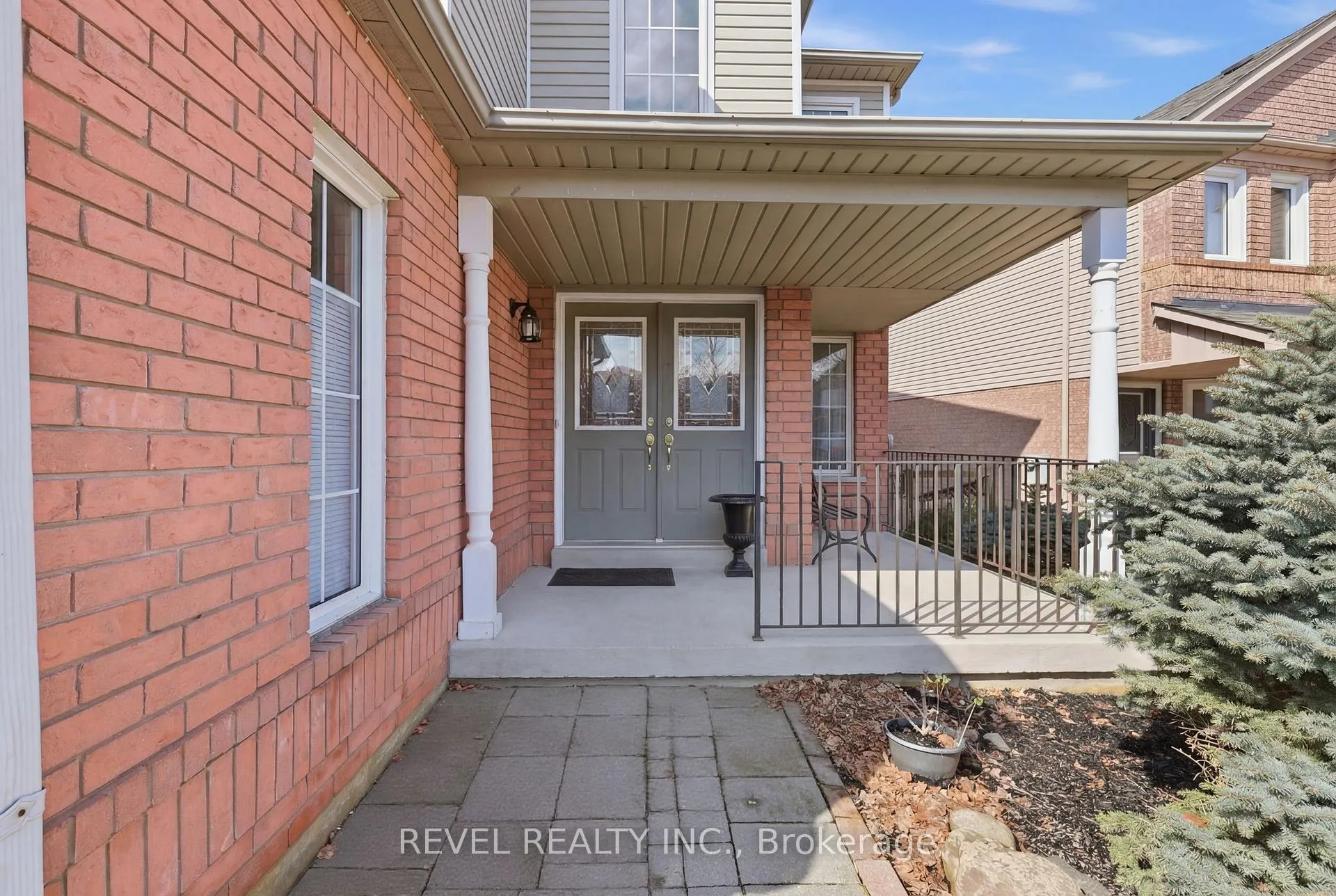Photo 2 of 116 Hibbard Drive, Ajax, Central — HOMEH
