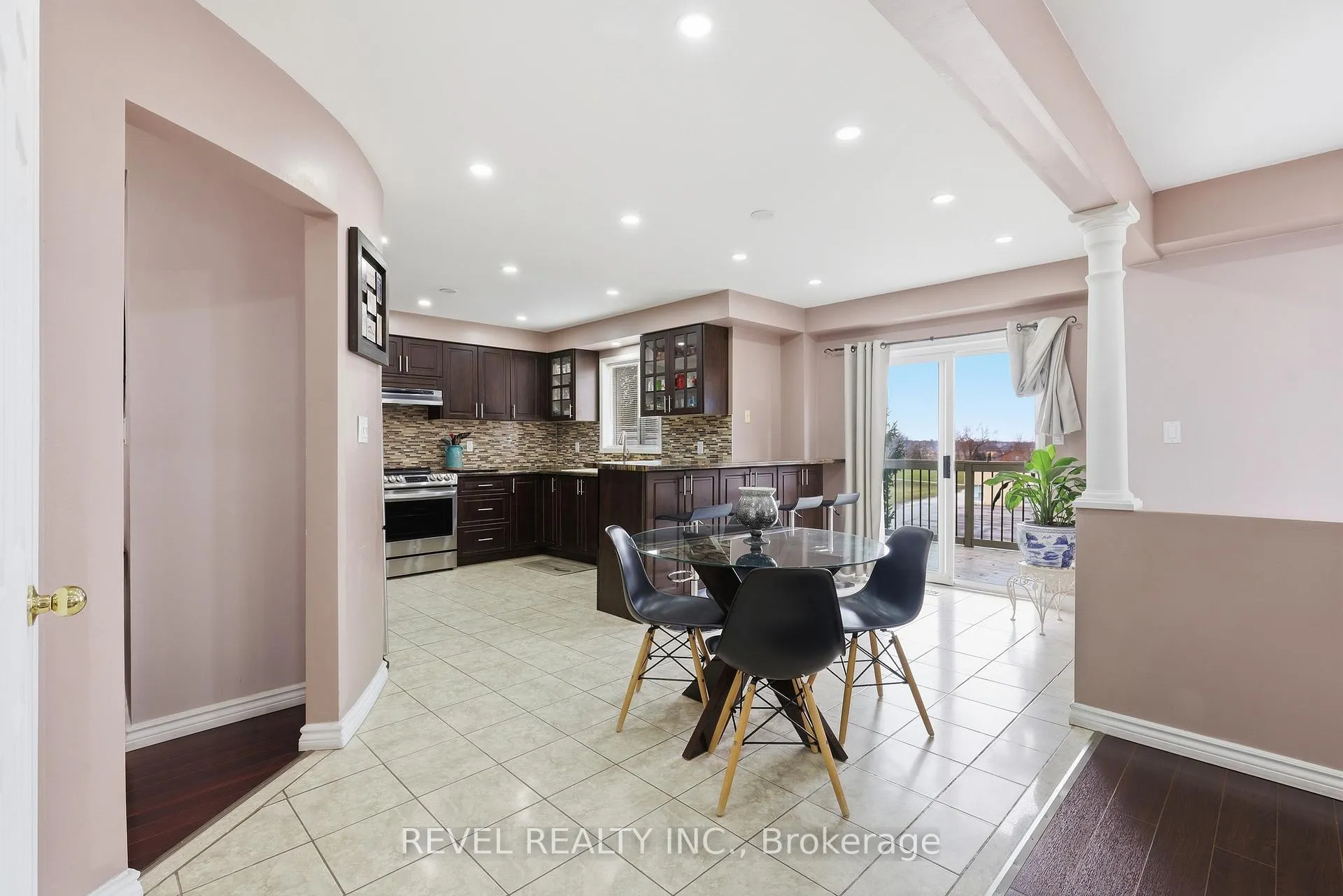 Photo 6 of 116 Hibbard Drive, Ajax, Central — HOMEH