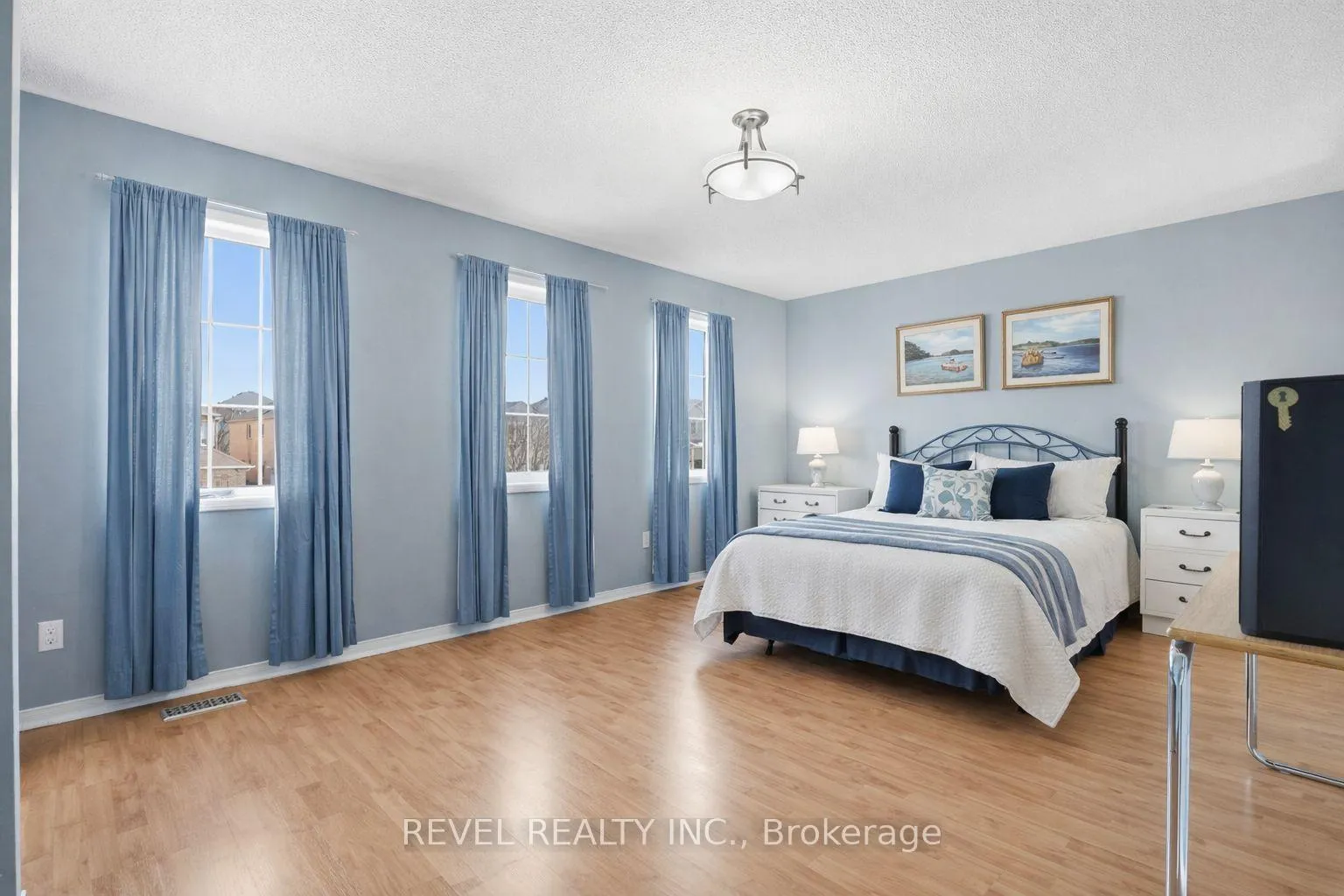 Photo 16 of 116 Hibbard Drive, Ajax, Central — HOMEH