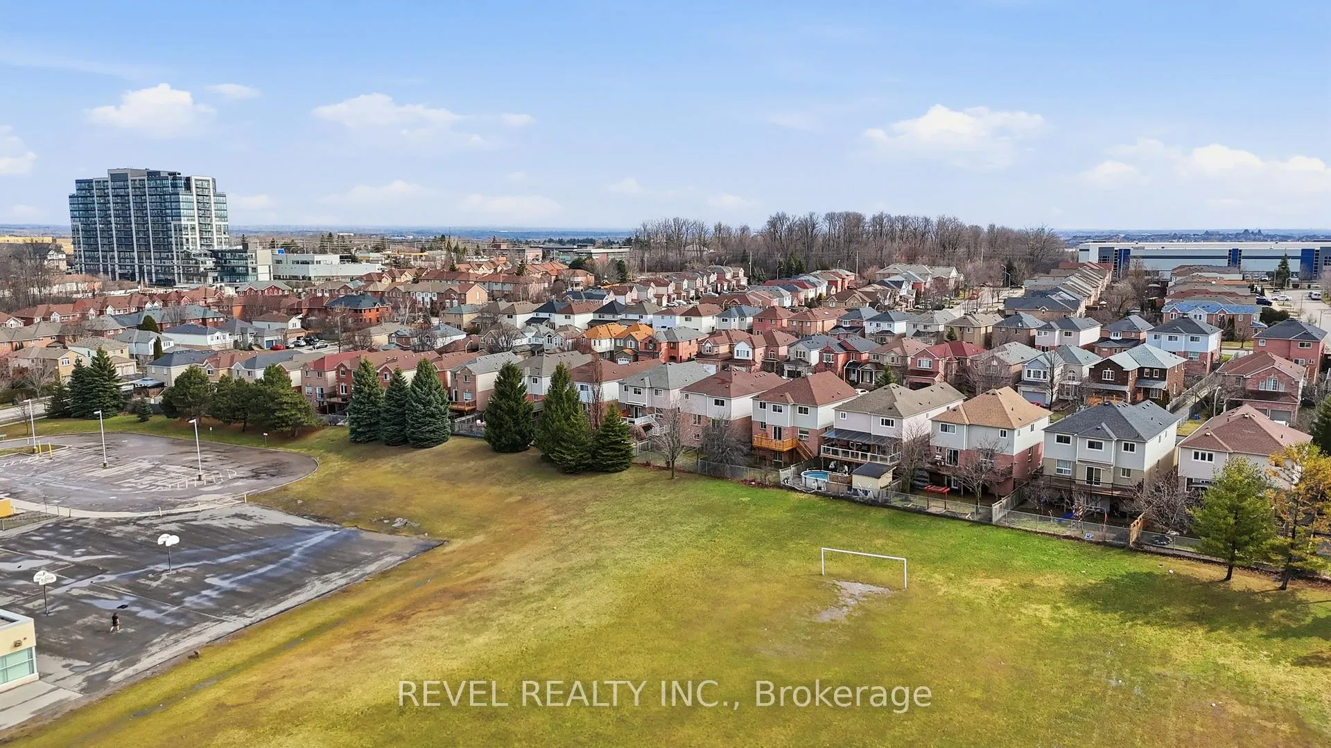 Photo 34 of 116 Hibbard Drive, Ajax, Central — HOMEH