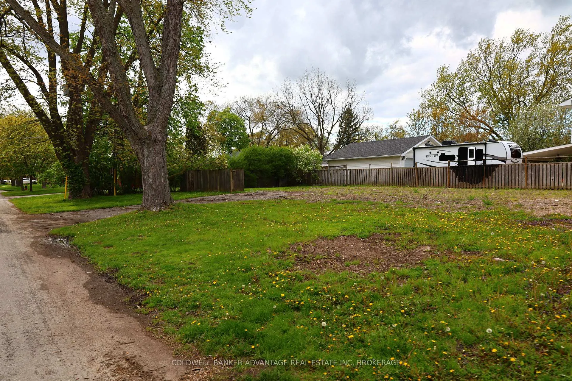 Photo 5 of 74 Summit Avenue, Welland, Prince Charles — HOMEH