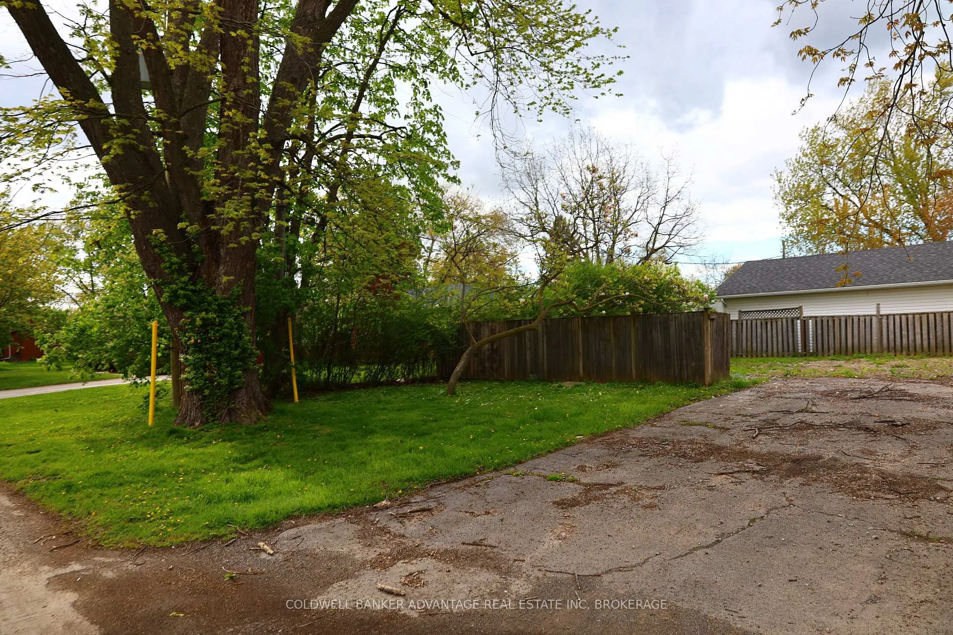 Photo 6 of 74 Summit Avenue, Welland, Prince Charles — HOMEH