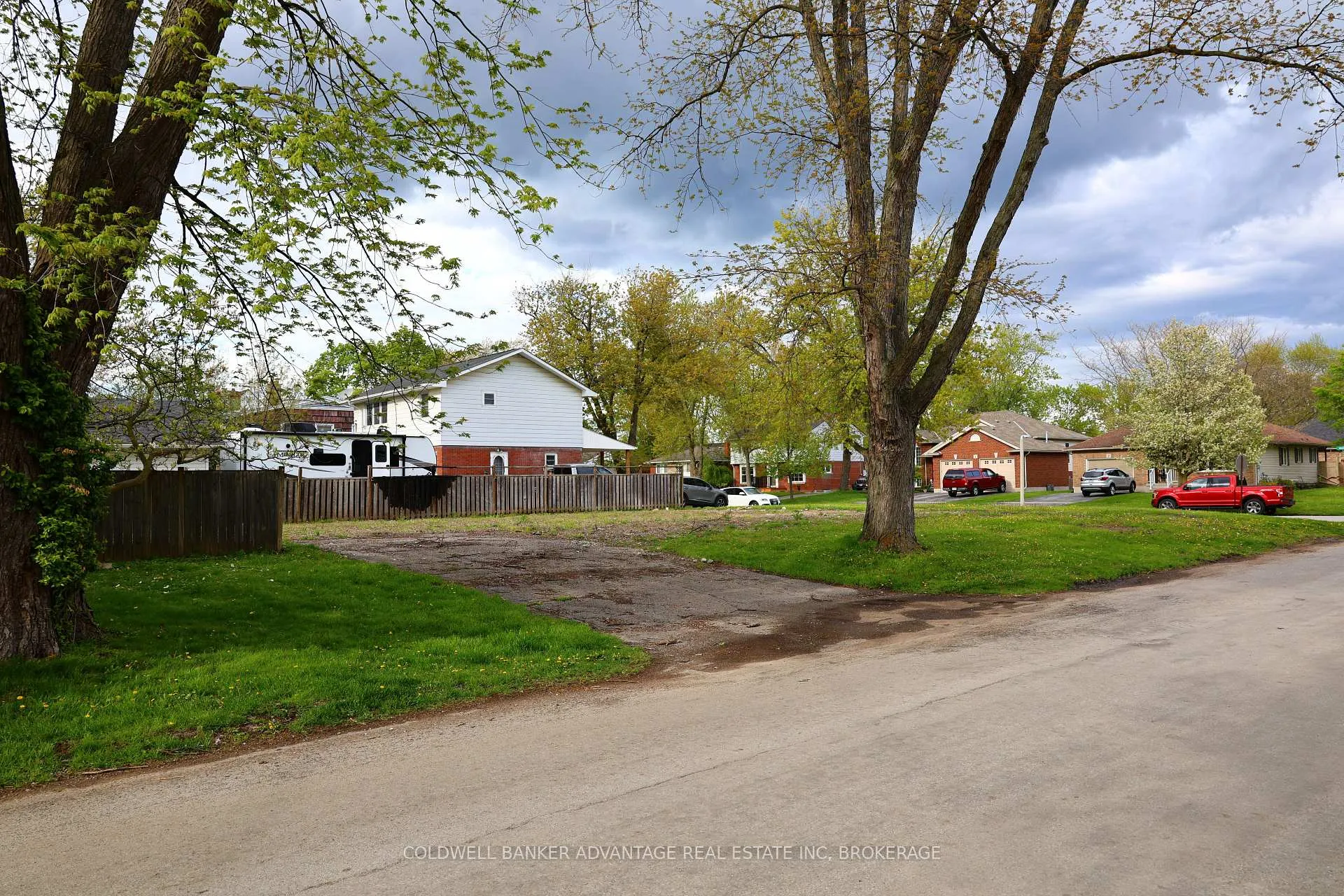 Photo 7 of 74 Summit Avenue, Welland, Prince Charles — HOMEH