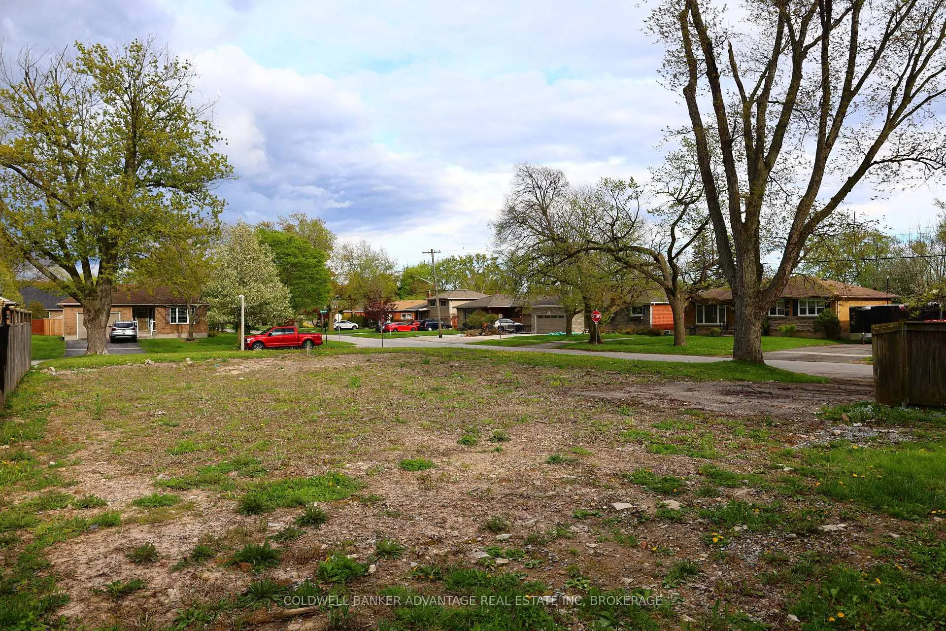 Photo 9 of 74 Summit Avenue, Welland, Prince Charles — HOMEH