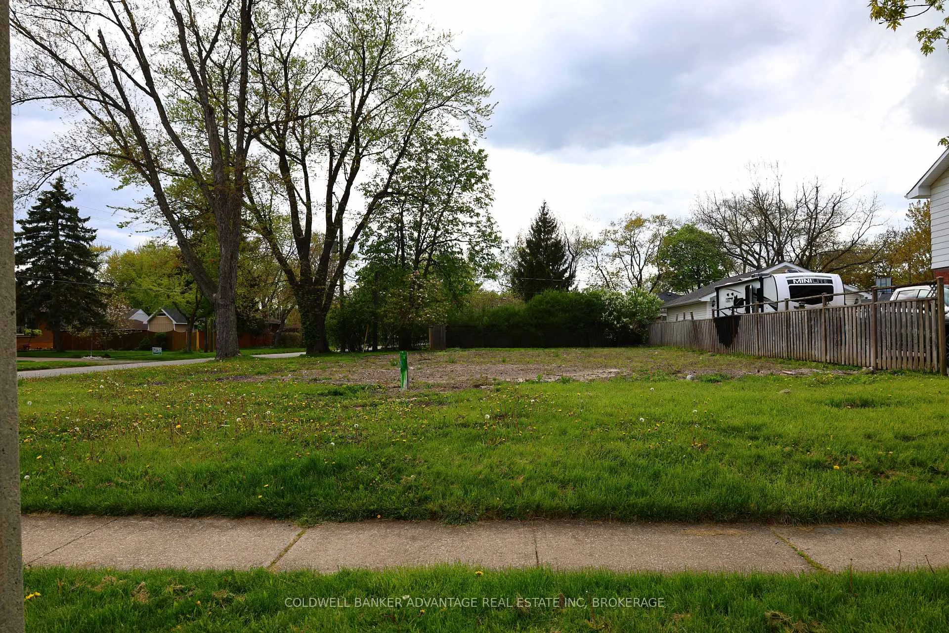 Photo 10 of 74 Summit Avenue, Welland, Prince Charles — HOMEH