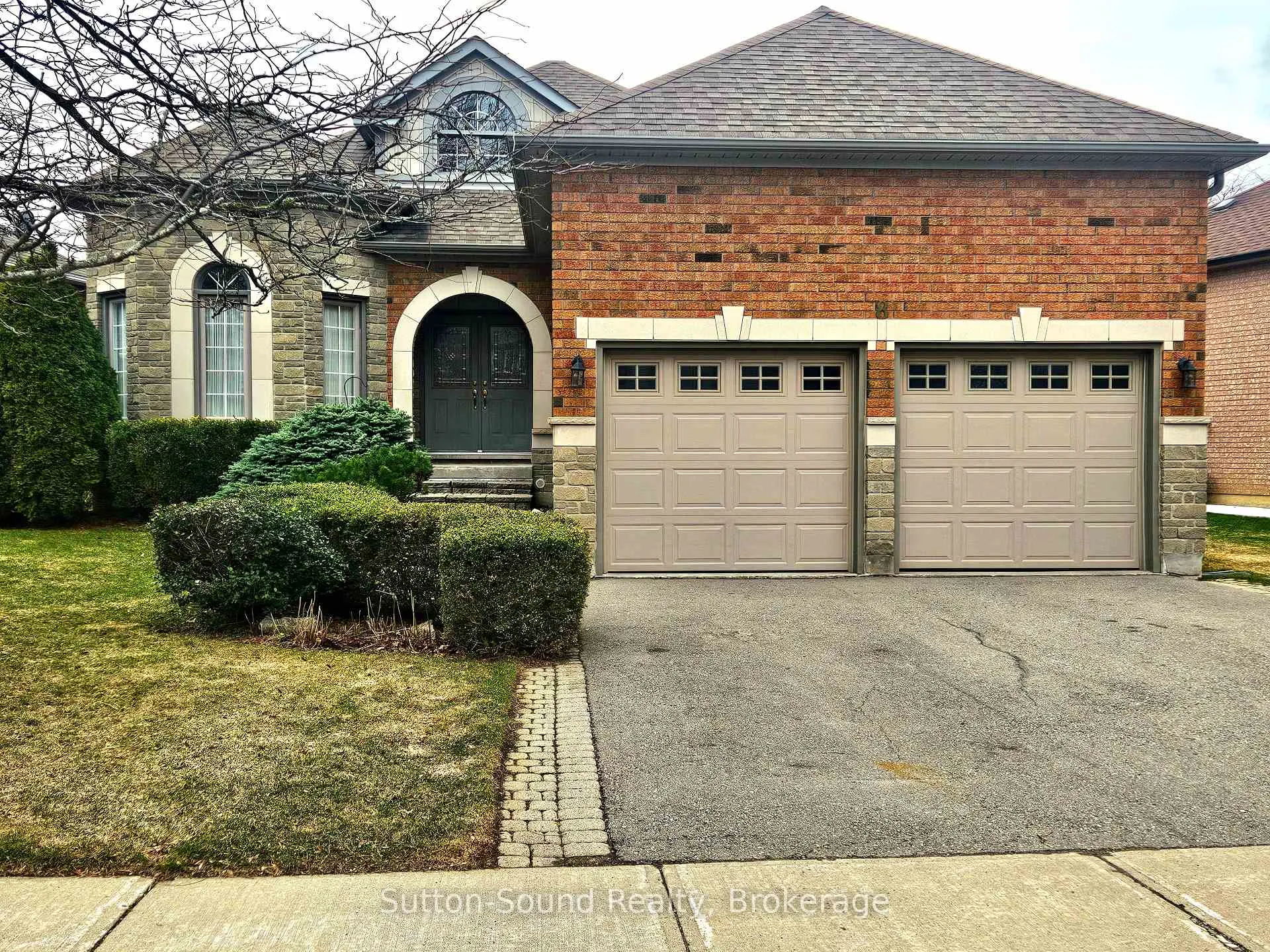 Photo 1 of 8 Kirkwood Crescent, Caledon, Rural Caledon — HOMEH