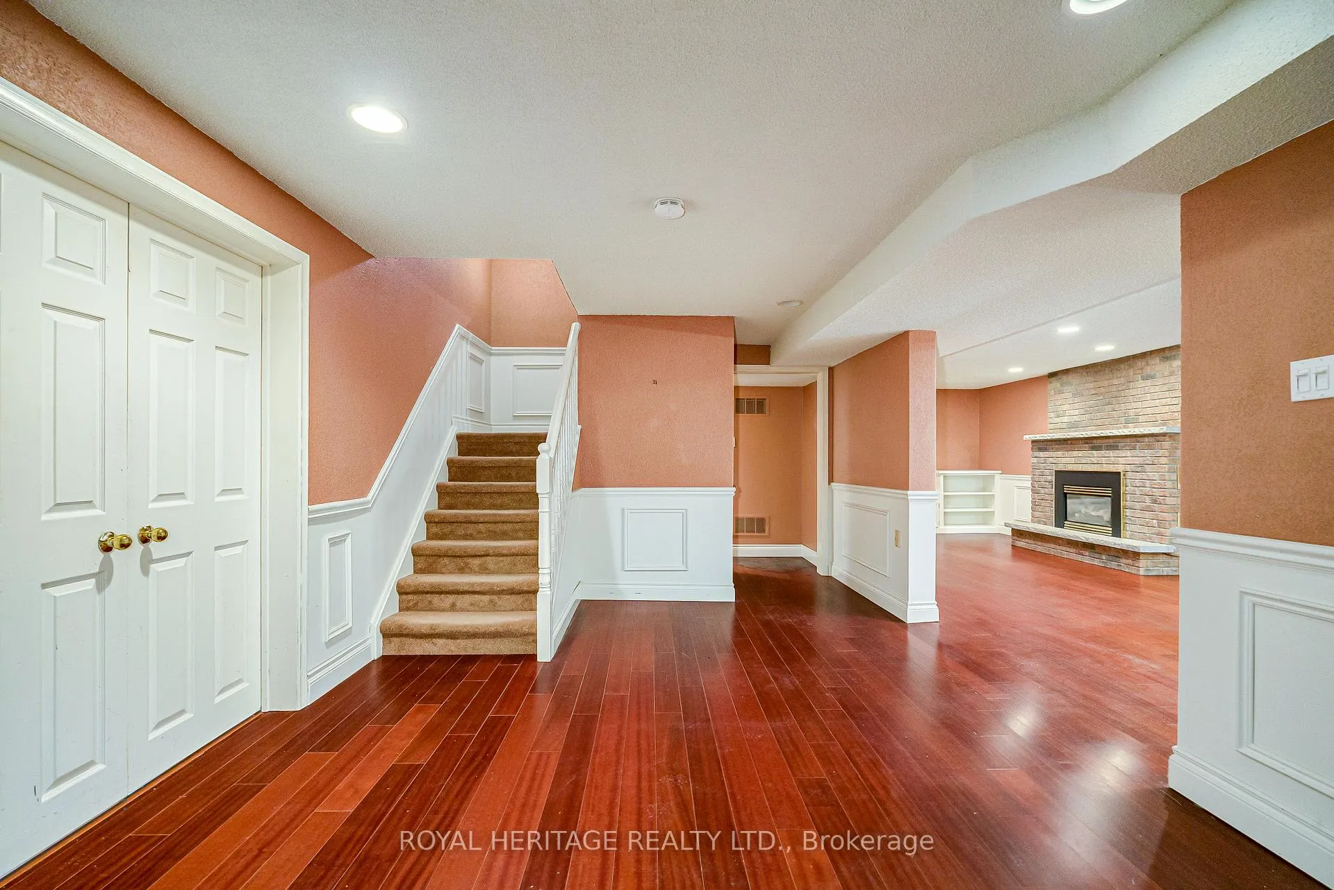 Photo 25 of 100 Squire Bakers Lane, Markham, Sherwood-Amberglen — HOMEH