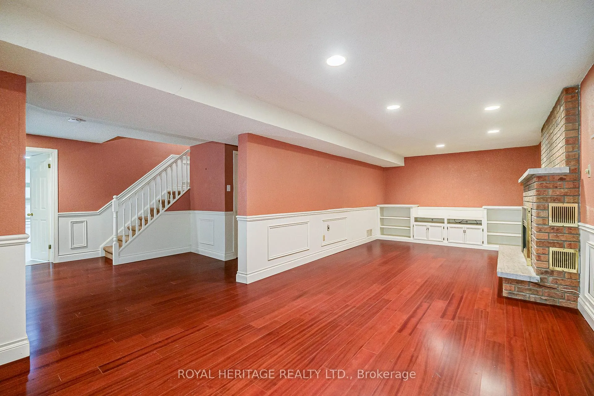 Photo 27 of 100 Squire Bakers Lane, Markham, Sherwood-Amberglen — HOMEH