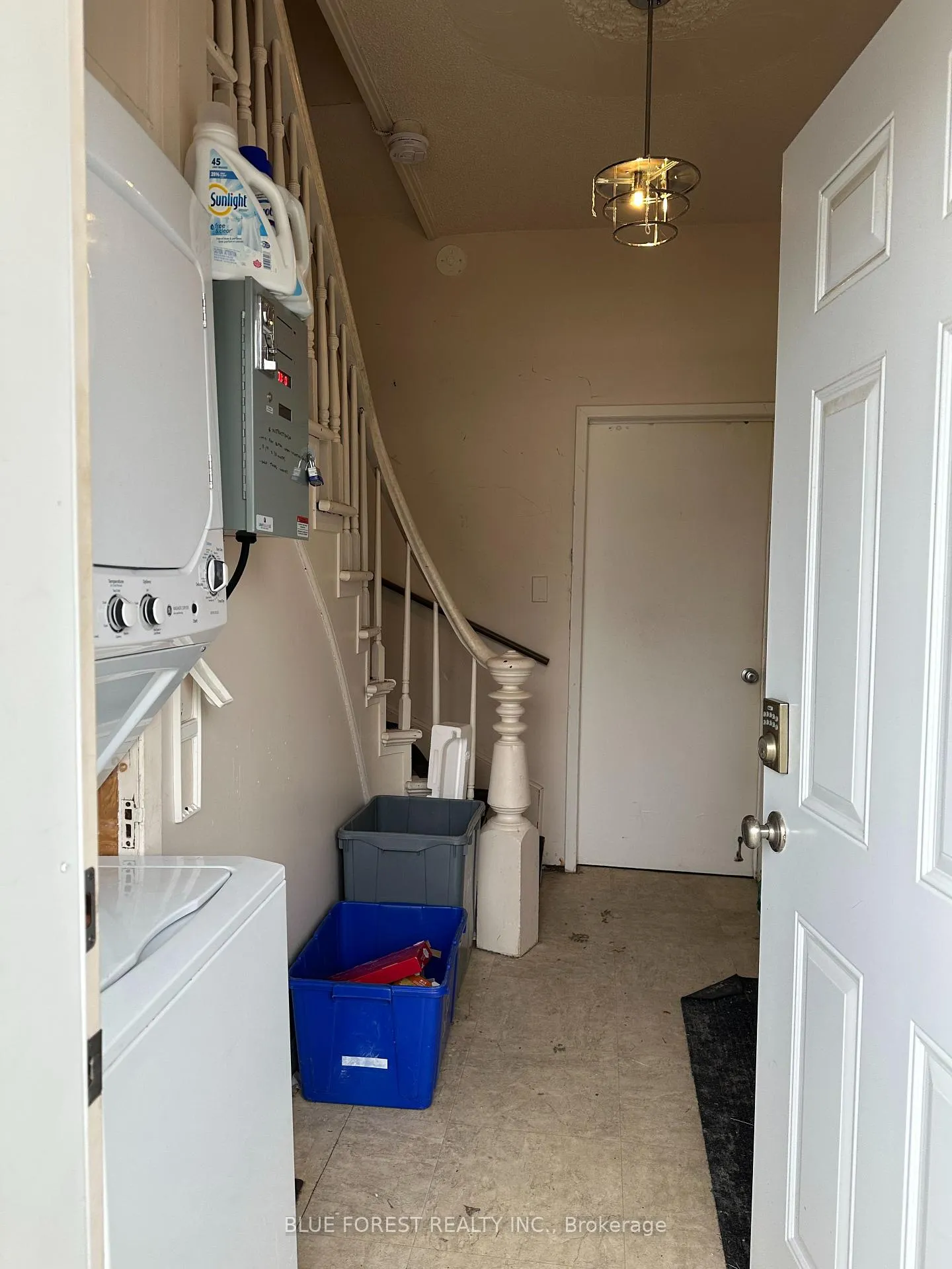 Photo 9 of 23 Barnes Street, St. Thomas — HOMEH