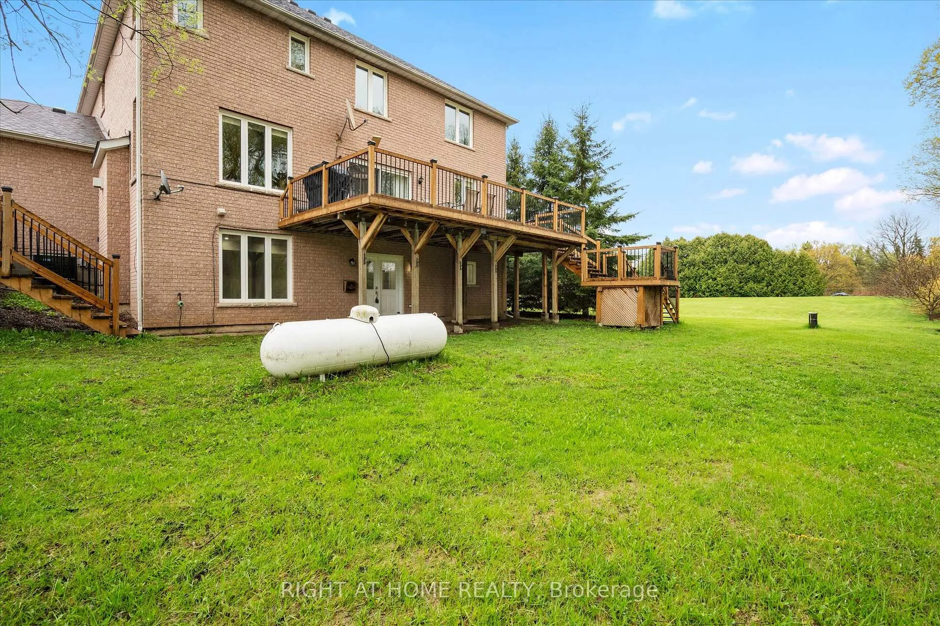 Photo 13 of 5730 Halls Road N, Whitby, Rural Whitby — HOMEH