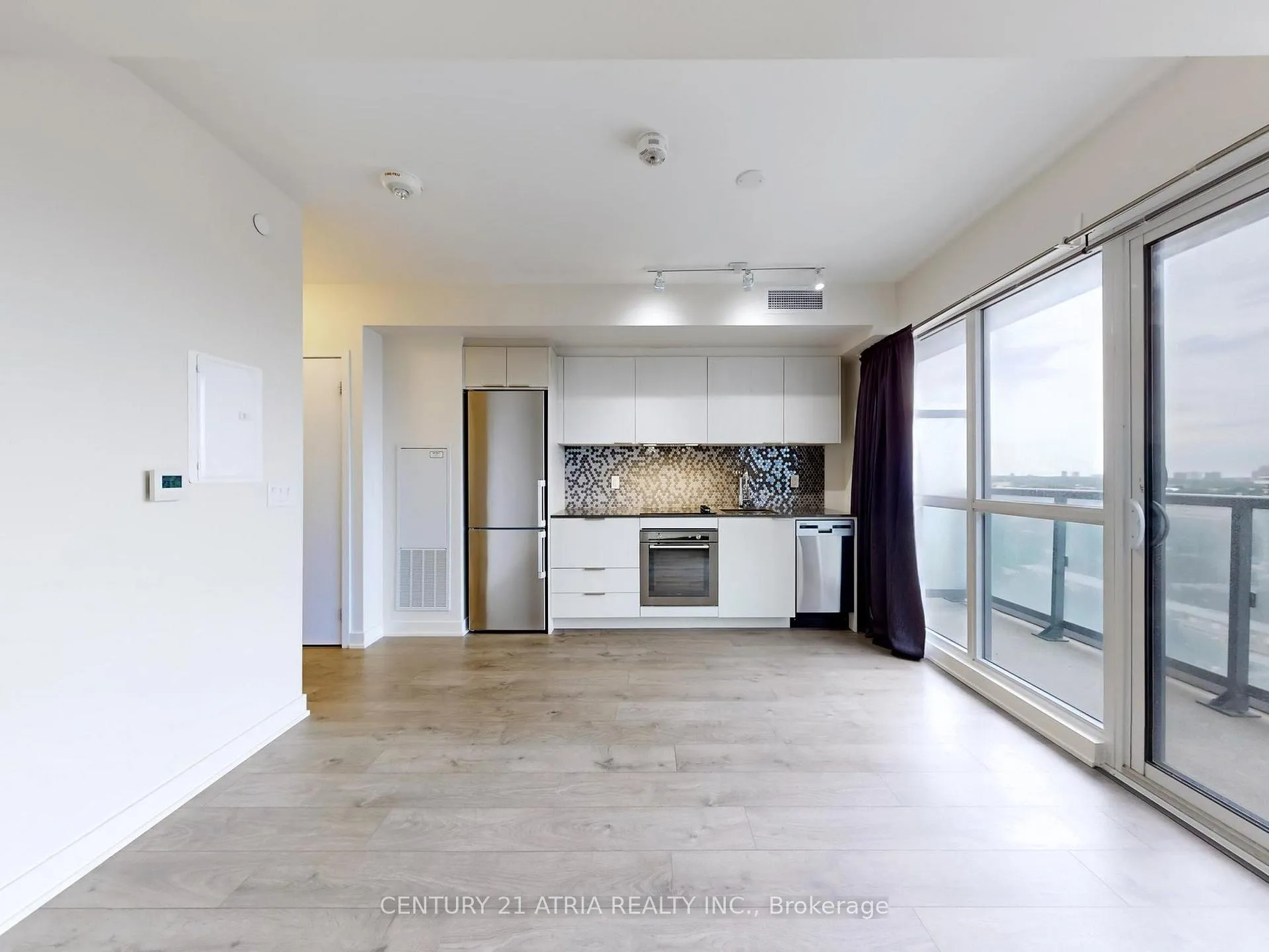 Photo 2 of Unit 1609, 2 Sonic Way, Toronto, Flemingdon Park — HOMEH