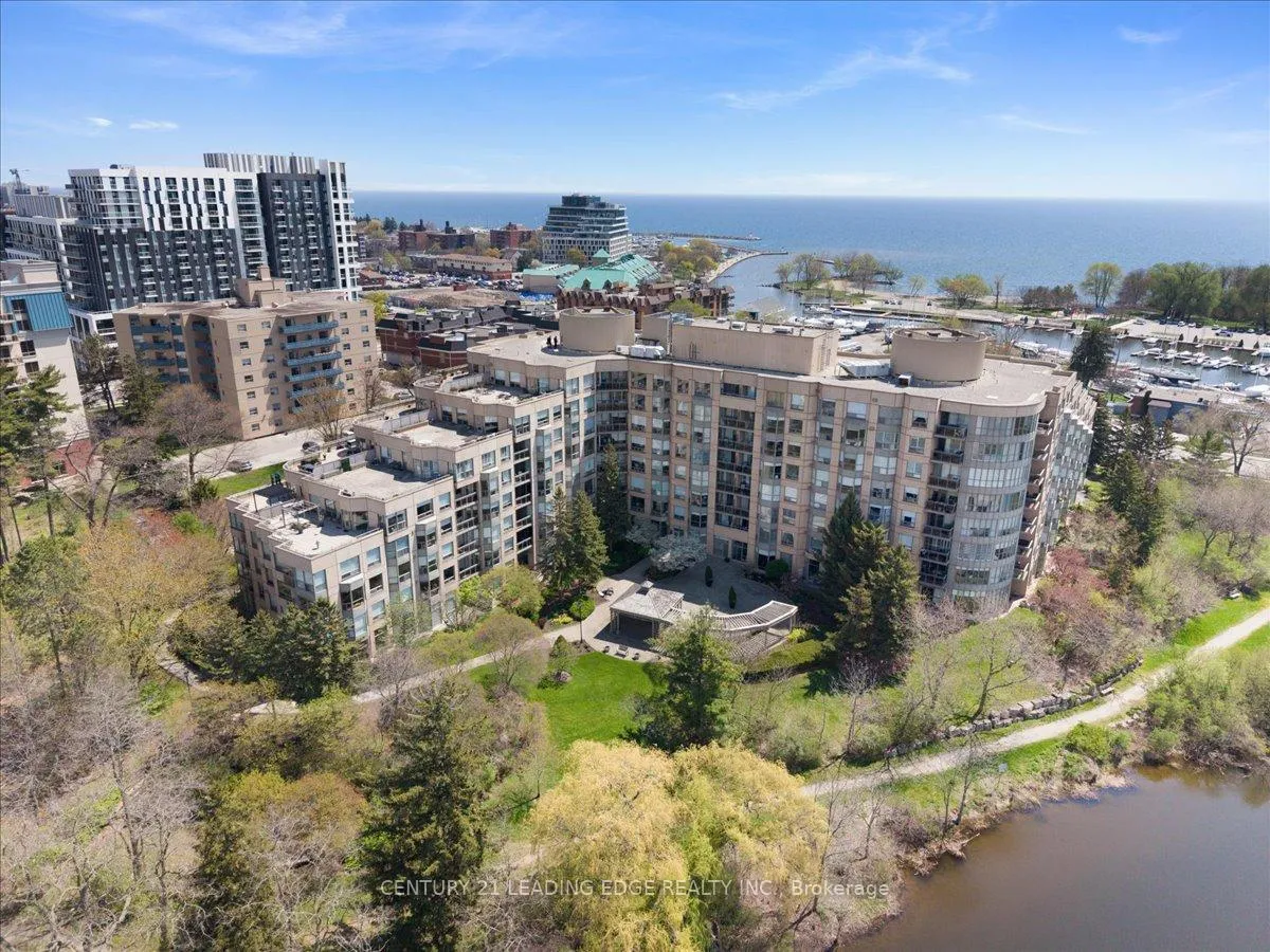 Front of Unit 719, 2511 Lakeshore Road W