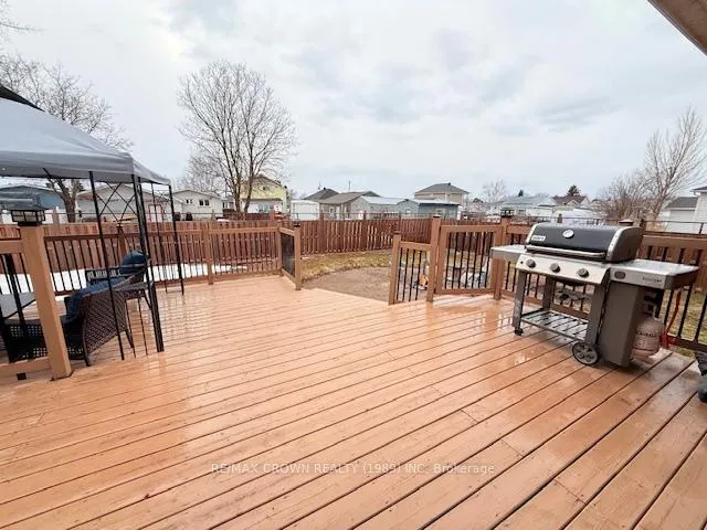 Photo 14 of 17 Erickson Avenue, Kapuskasing — HOMEH