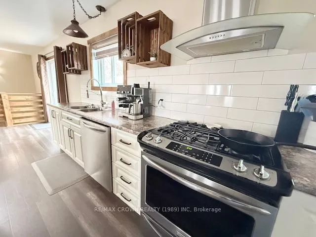 Photo 18 of 17 Erickson Avenue, Kapuskasing — HOMEH