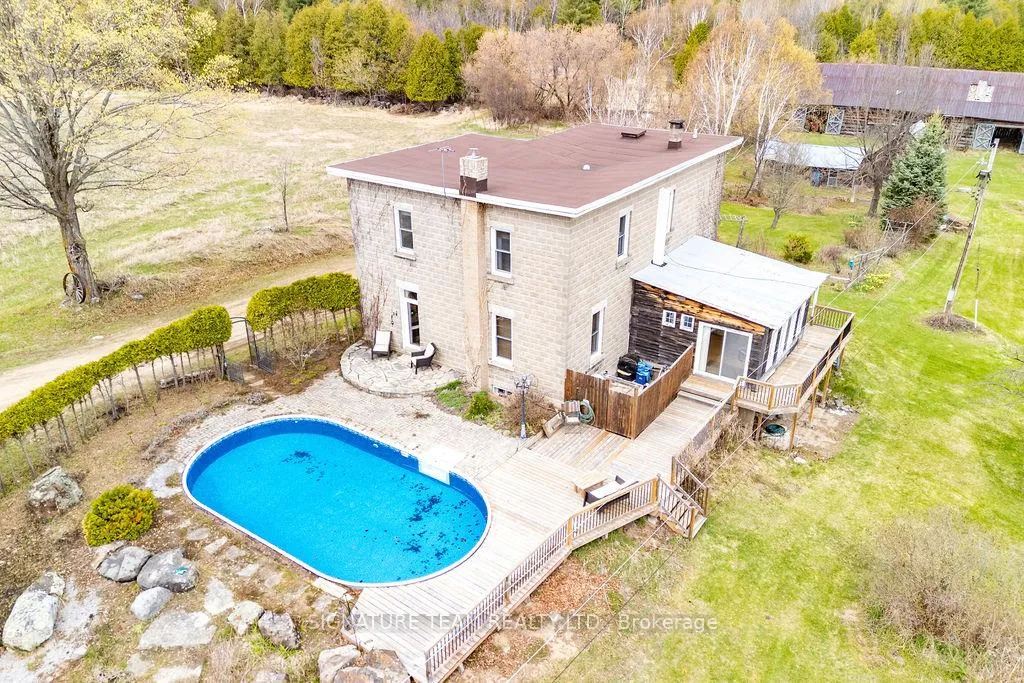 Photo 51 of 9390 60 Highway, North Algona Wilberforce, North Algona/Wilberforce Twp — HOMEH