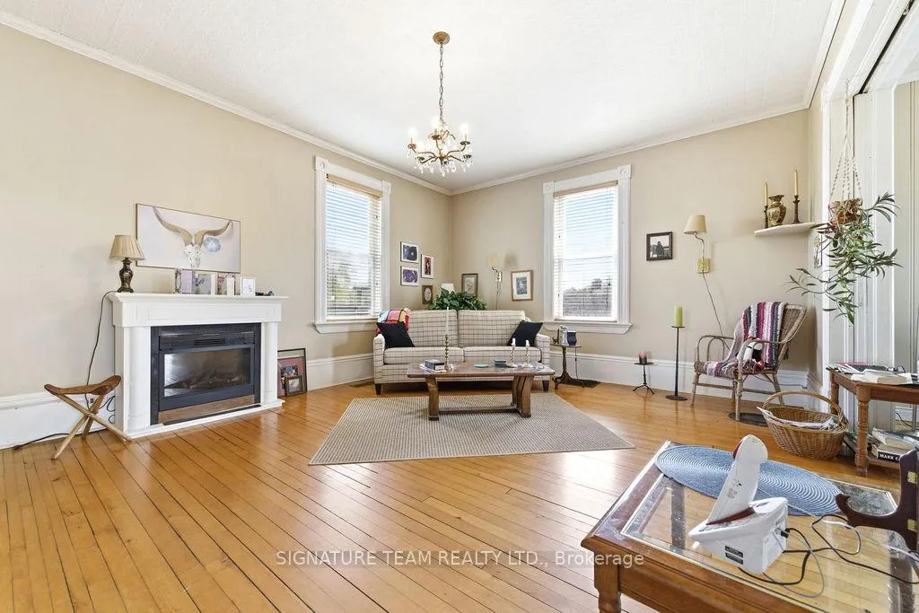 Photo 12 of 9390 60 Highway, North Algona Wilberforce, North Algona/Wilberforce Twp — HOMEH
