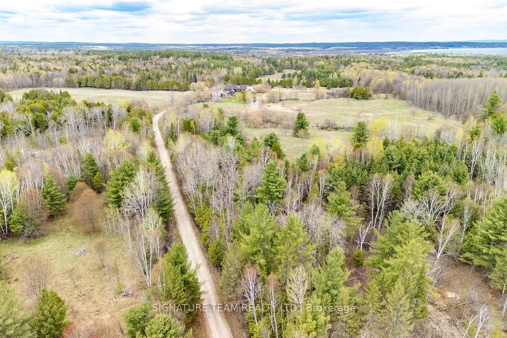 Photo 72 of 9390 60 Highway, North Algona Wilberforce, North Algona/Wilberforce Twp — HOMEH