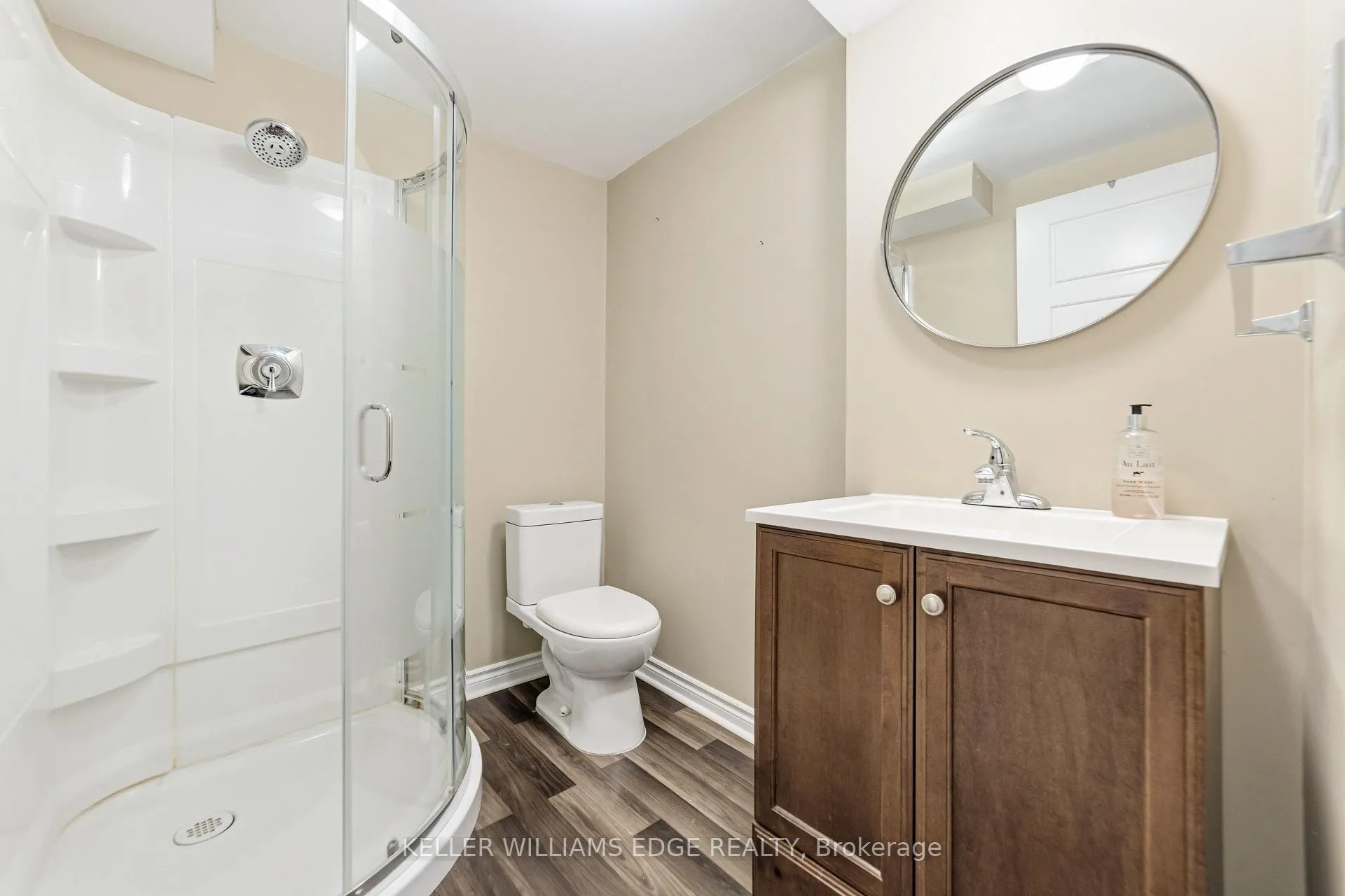 Photo 29 of 39 Harnesworth Crescent, Hamilton, Waterdown — HOMEH