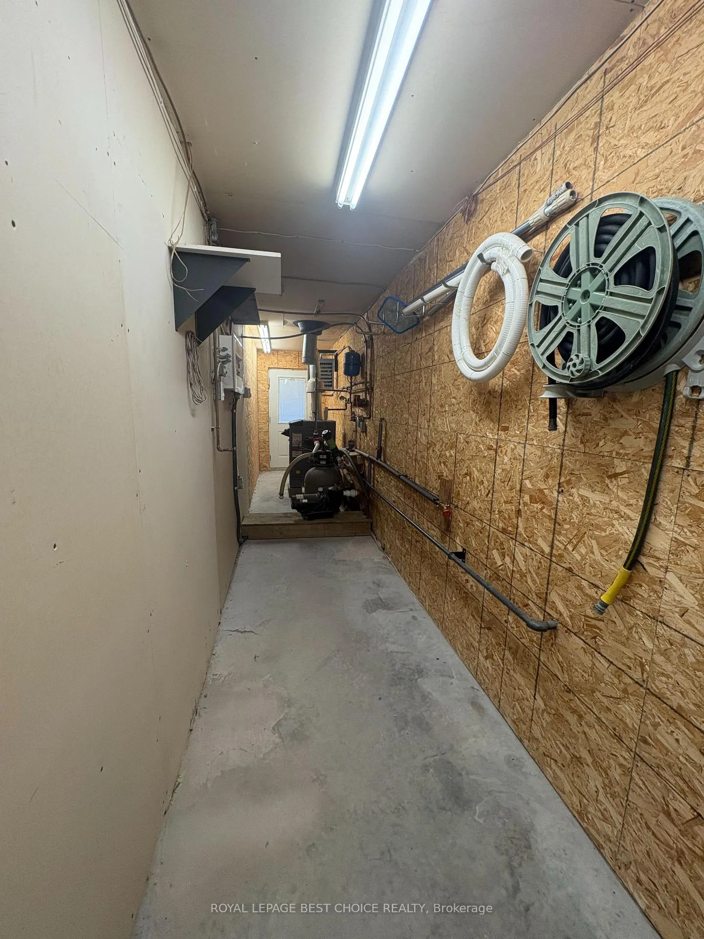 Photo 10 of 23 Ninth Avenue, Englehart — HOMEH
