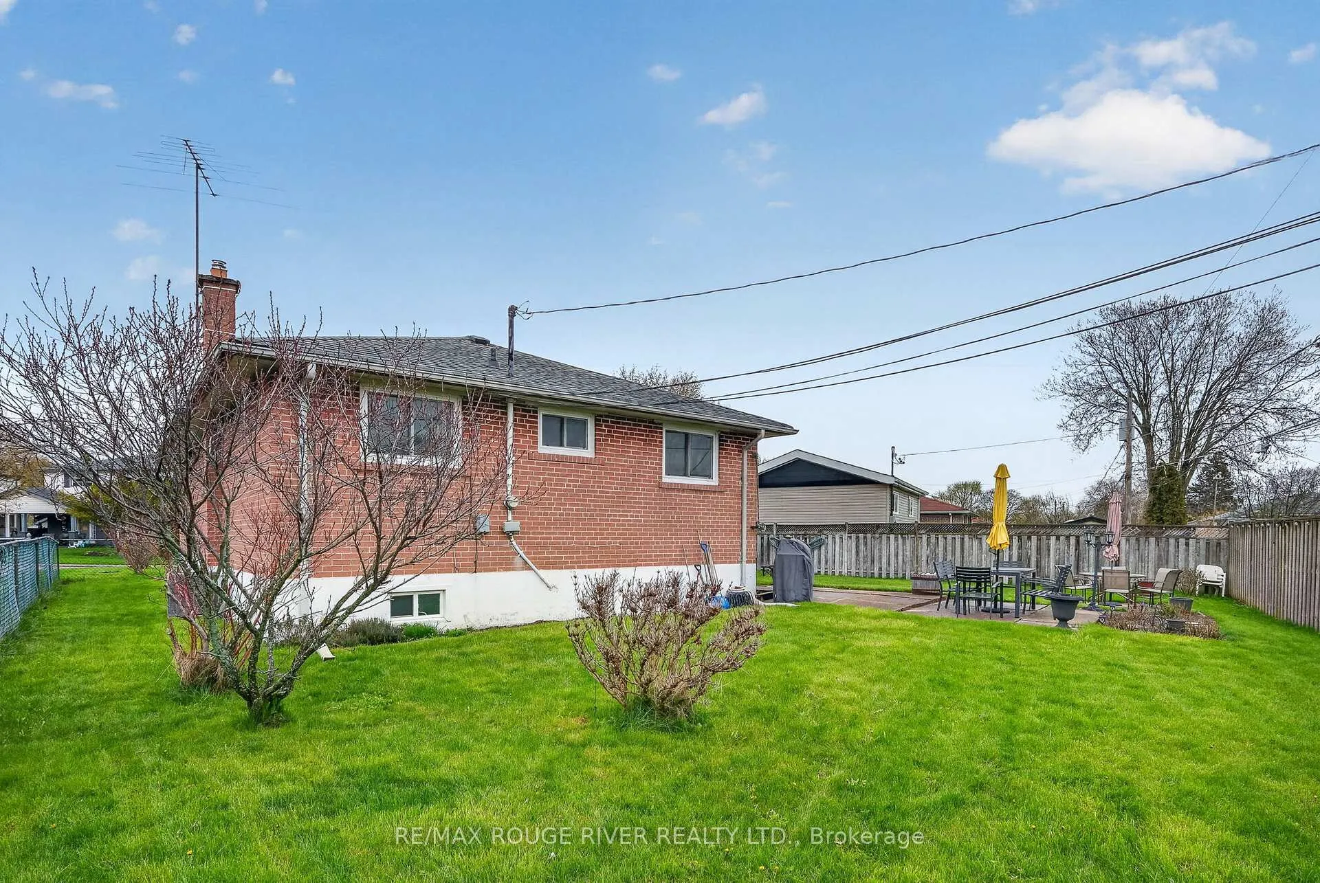 Photo 31 of 812 Bem Avenue, Pickering, Bay Ridges — HOMEH