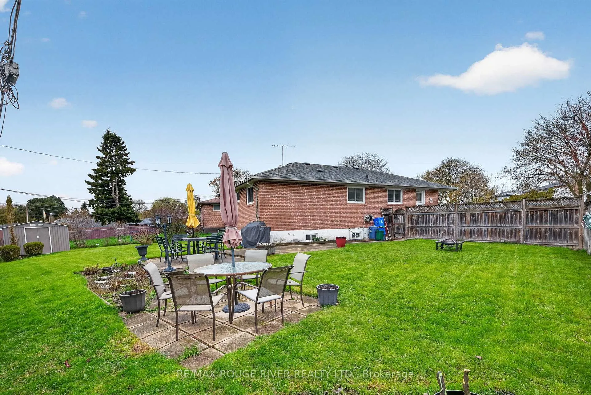 Photo 32 of 812 Bem Avenue, Pickering, Bay Ridges — HOMEH