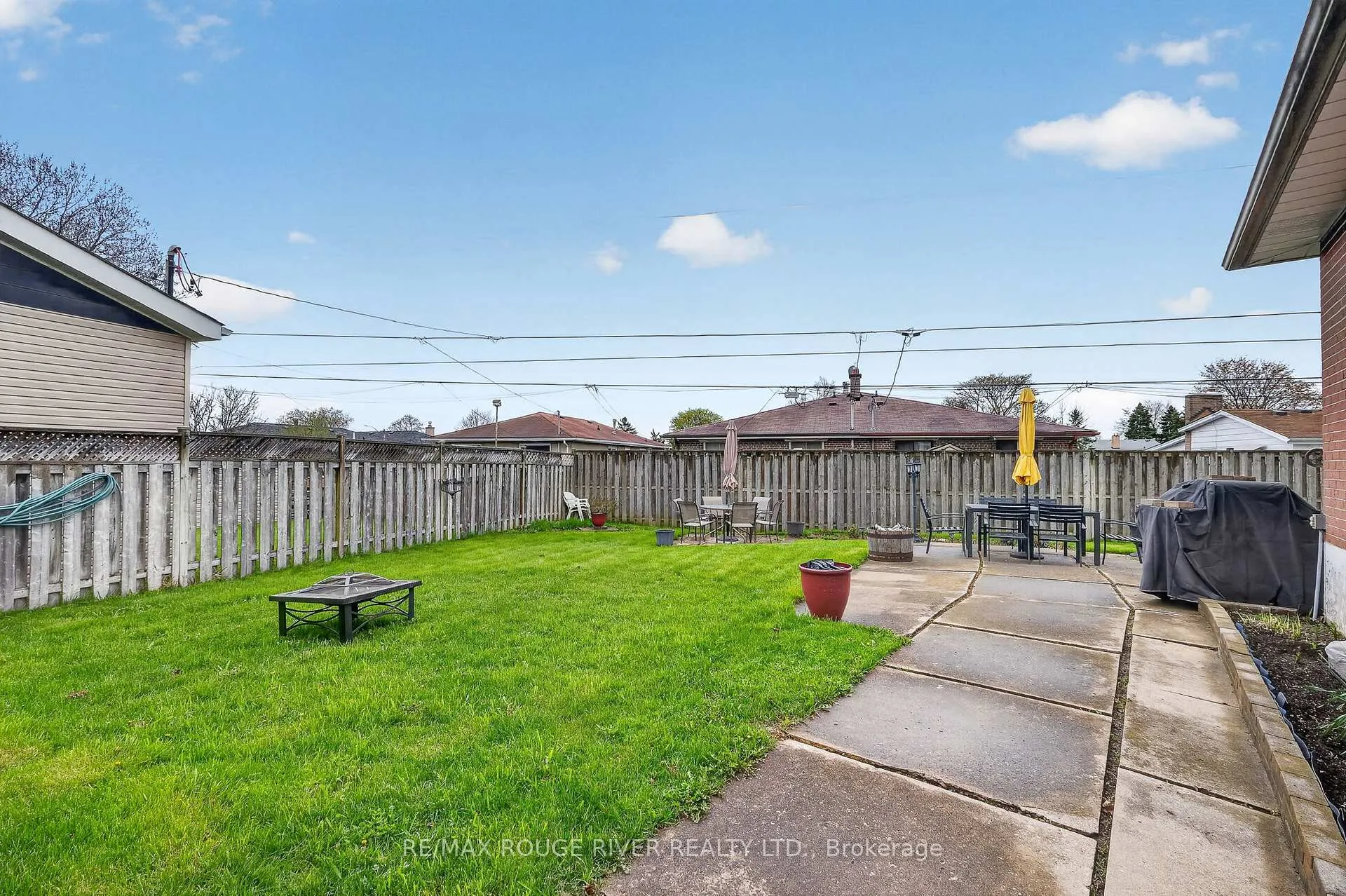 Photo 34 of 812 Bem Avenue, Pickering, Bay Ridges — HOMEH