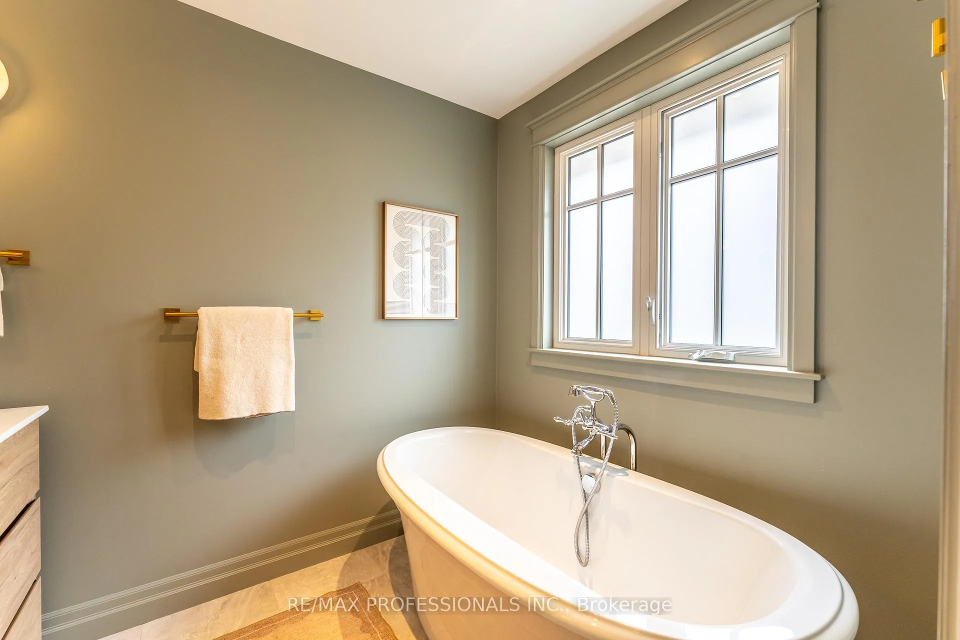 Photo 32 of 1326 Stanbury Road, Oakville, West — HOMEH