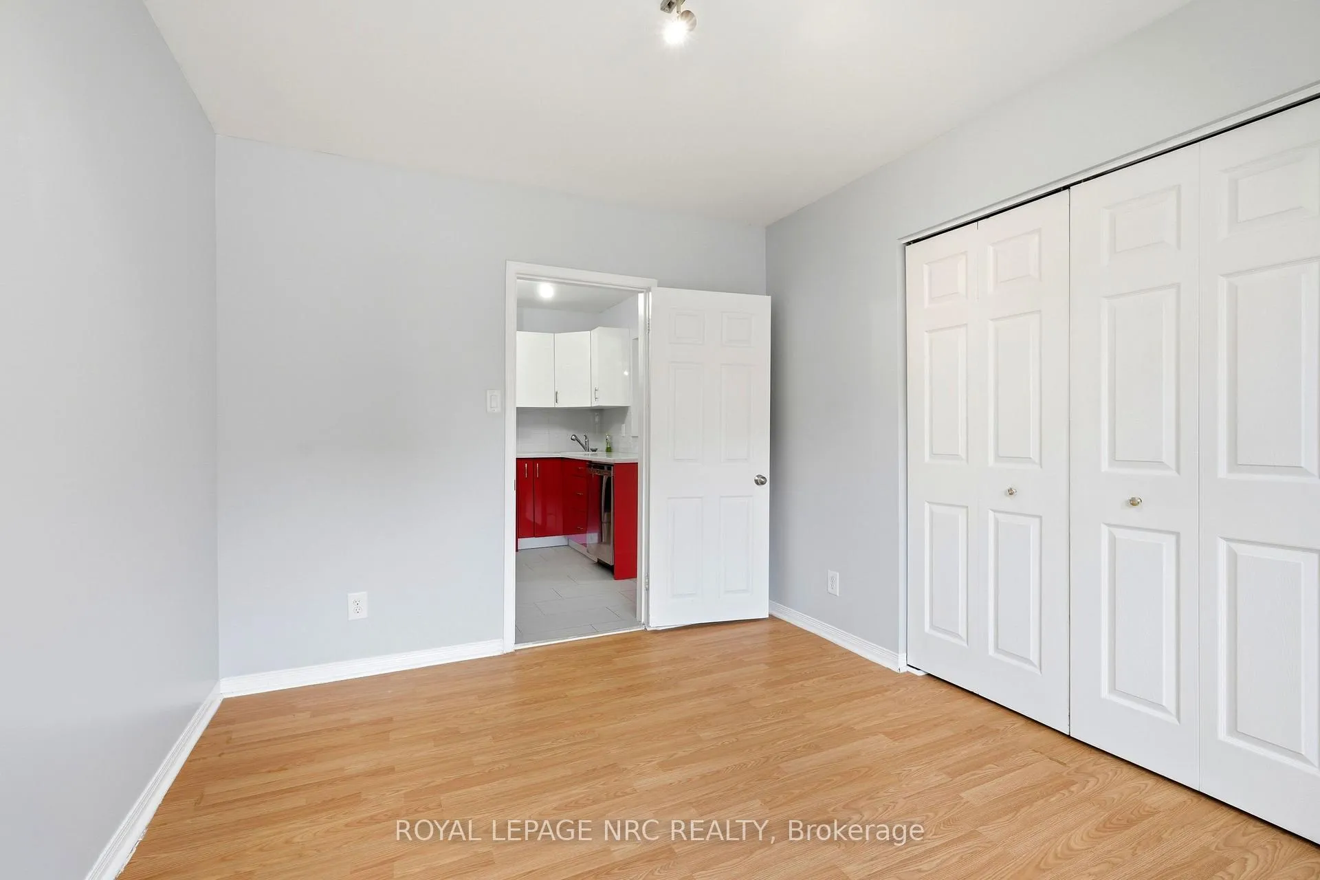 Photo 11 of Unit 11, 356 Hunter Street E, Hamilton, Stinson — HOMEH