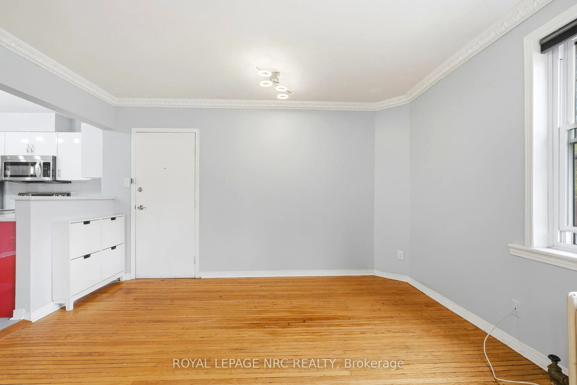 Photo 16 of Unit 11, 356 Hunter Street E, Hamilton, Stinson — HOMEH