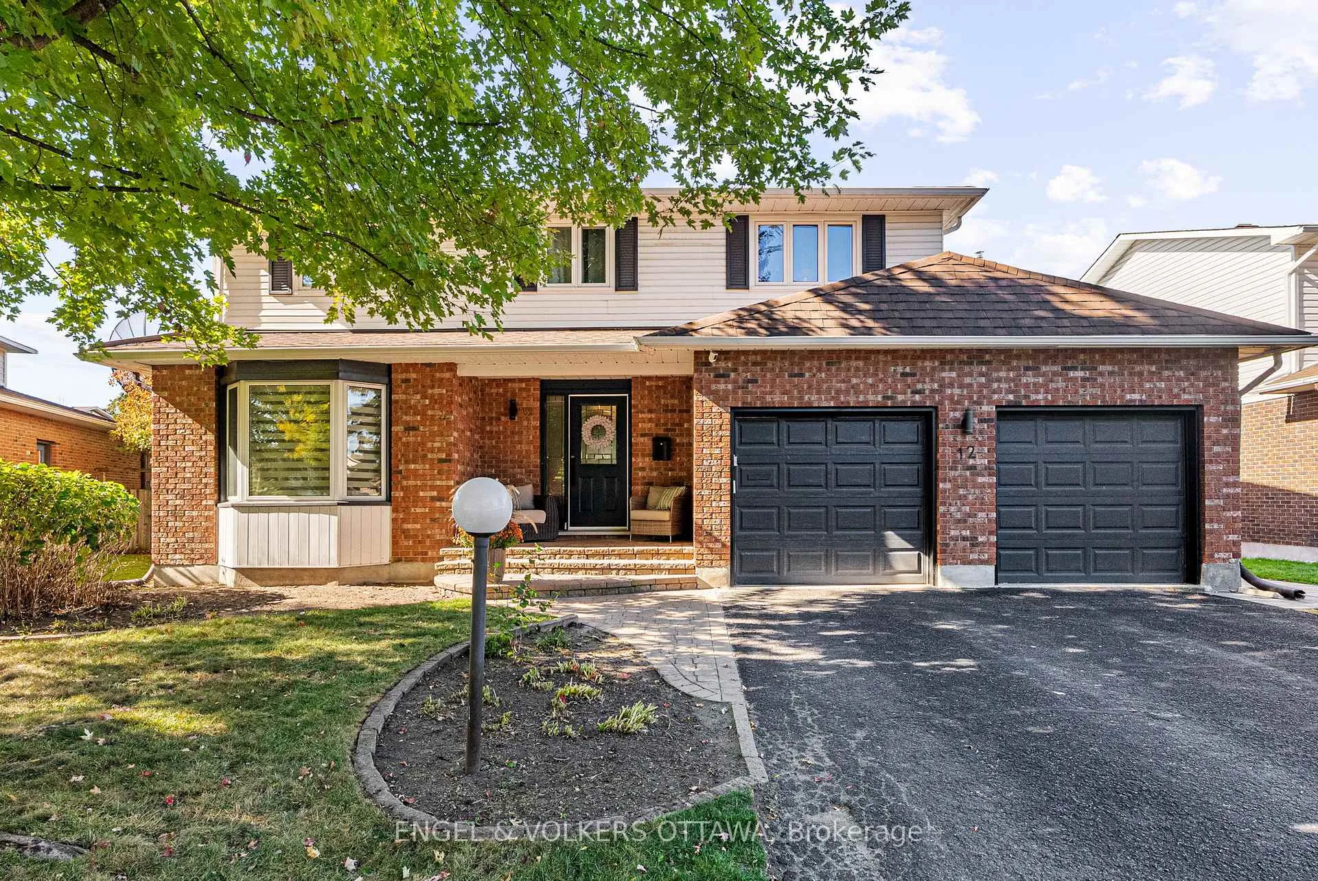 Photo 1 of 12 Mancil Drive, Ottawa, Barrhaven - Knollsbrook — HOMEH