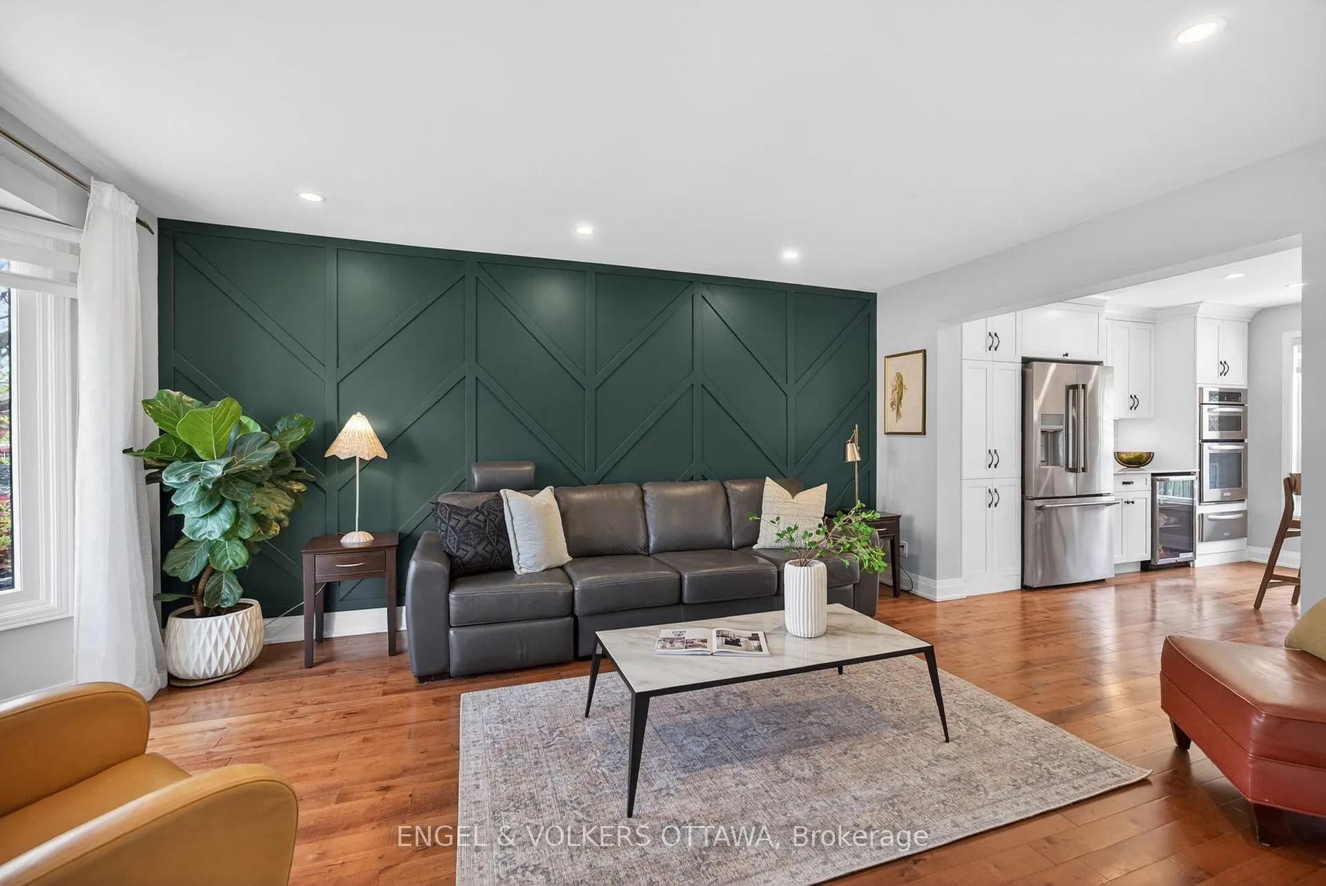 Photo 5 of 12 Mancil Drive, Ottawa, Barrhaven - Knollsbrook — HOMEH