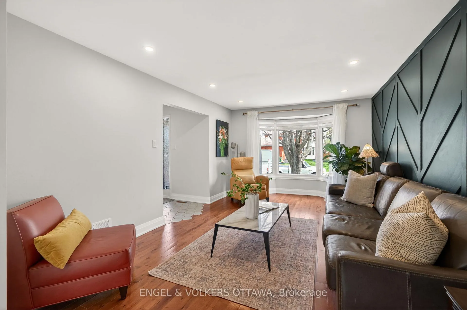 Photo 8 of 12 Mancil Drive, Ottawa, Barrhaven - Knollsbrook — HOMEH