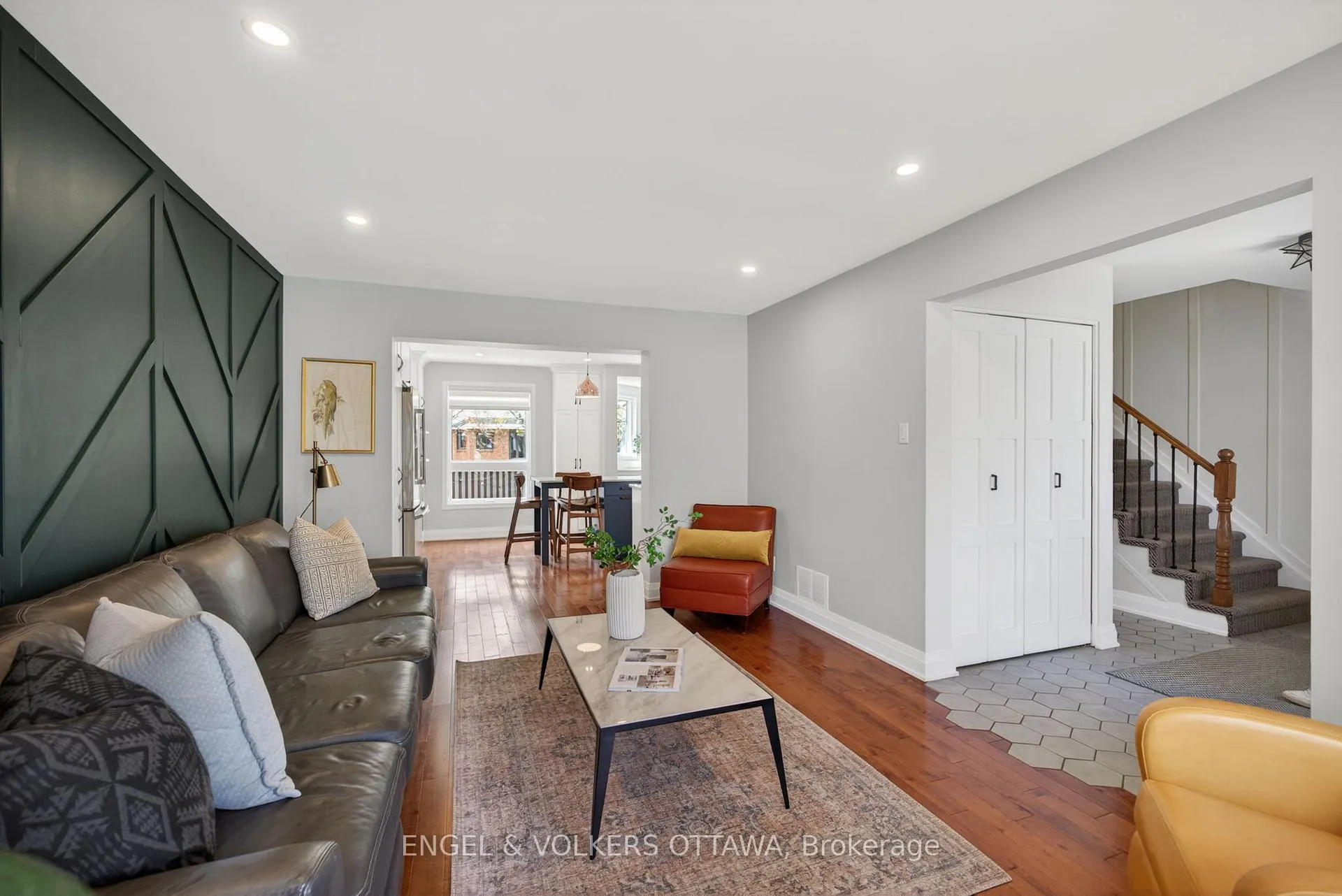 Photo 9 of 12 Mancil Drive, Ottawa, Barrhaven - Knollsbrook — HOMEH