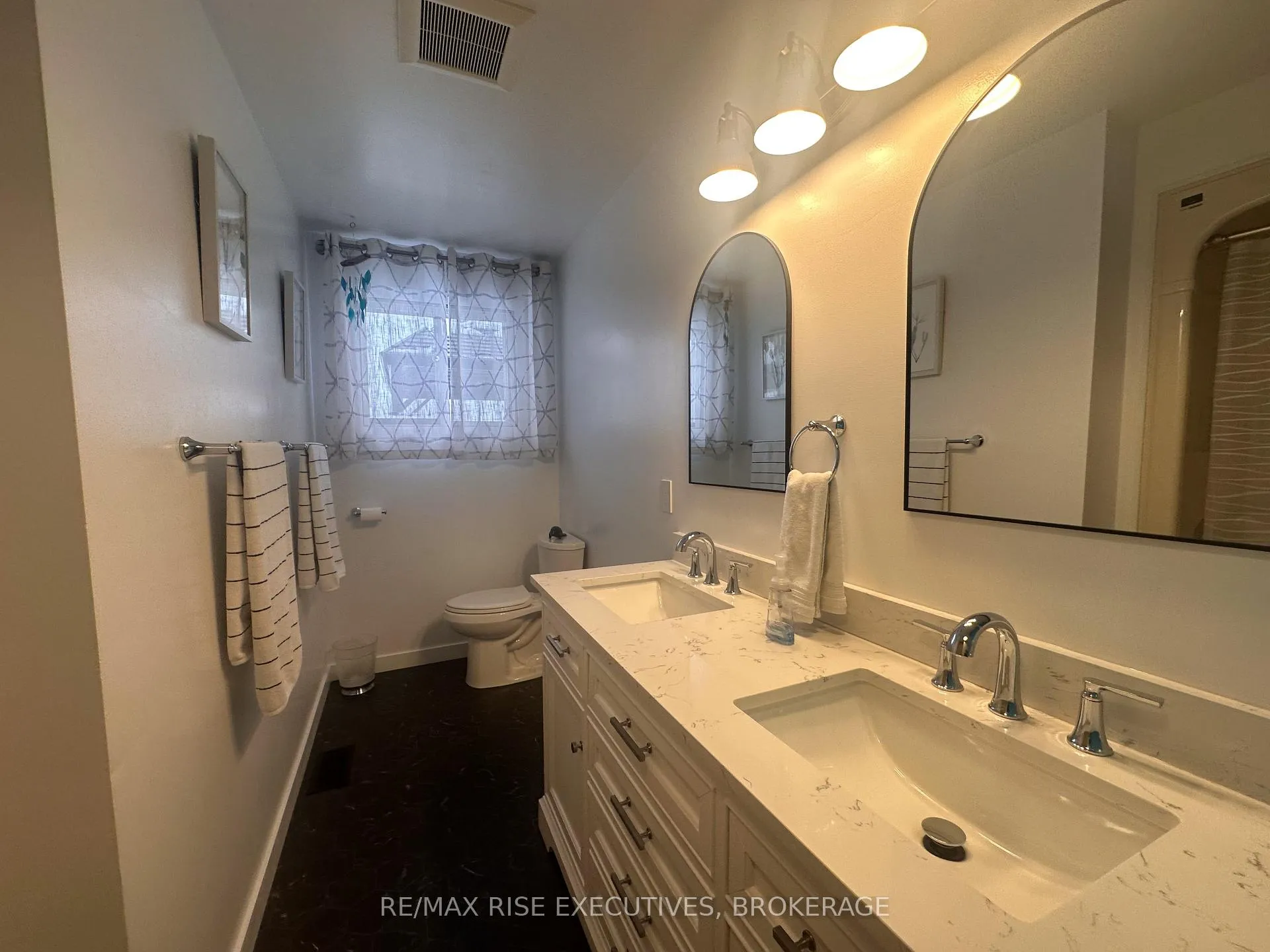 Photo 16 of 61 Brant Street, Deseronto, Deseronto (Town) — HOMEH