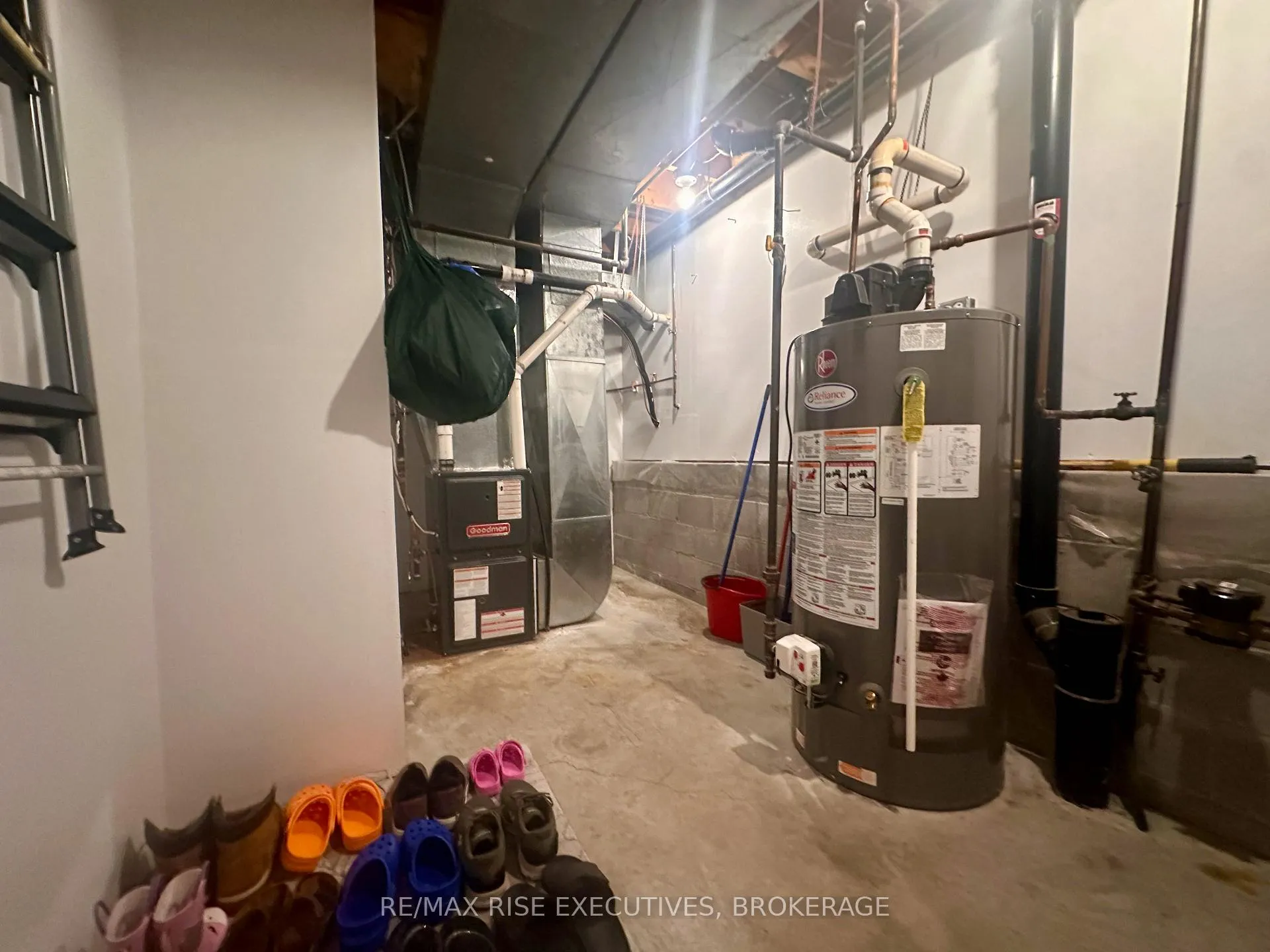 Photo 23 of 61 Brant Street, Deseronto, Deseronto (Town) — HOMEH