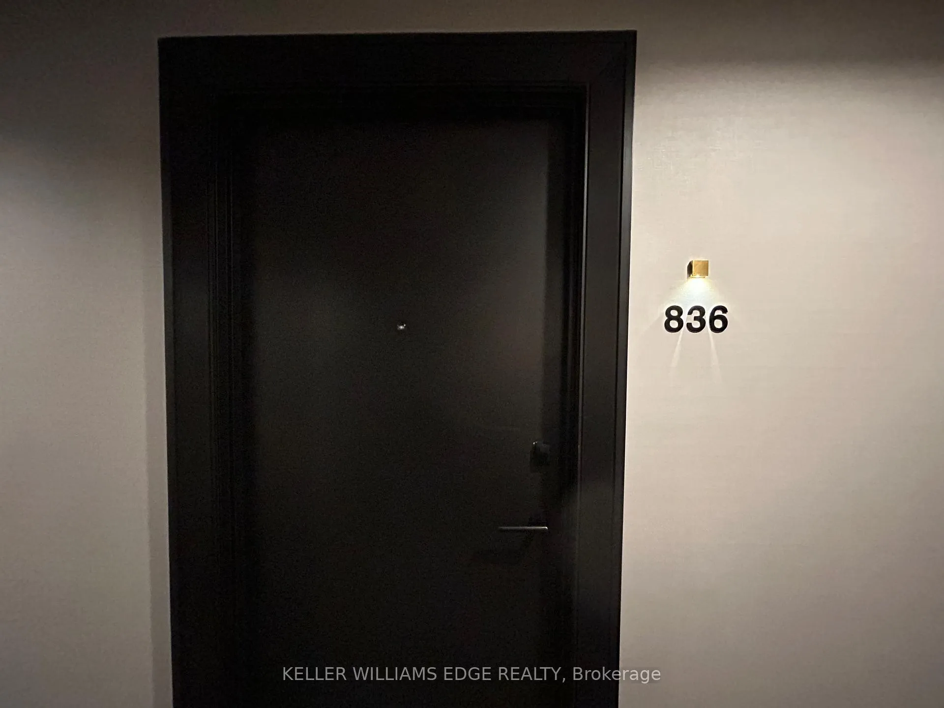 Photo 3 of Unit 836, 2343 Khalsa Gate, Oakville, Westmount — HOMEH