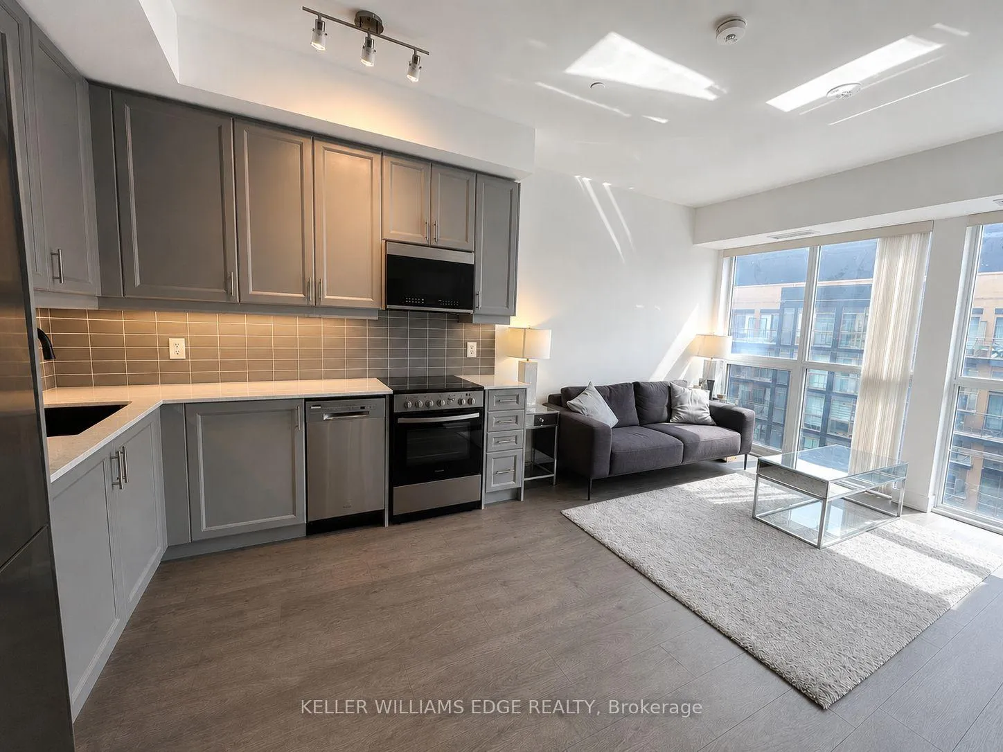 Photo 7 of Unit 836, 2343 Khalsa Gate, Oakville, Westmount — HOMEH