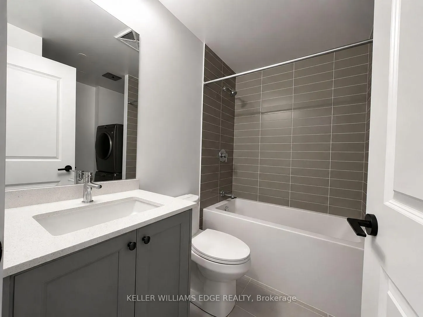 Photo 8 of Unit 836, 2343 Khalsa Gate, Oakville, Westmount — HOMEH