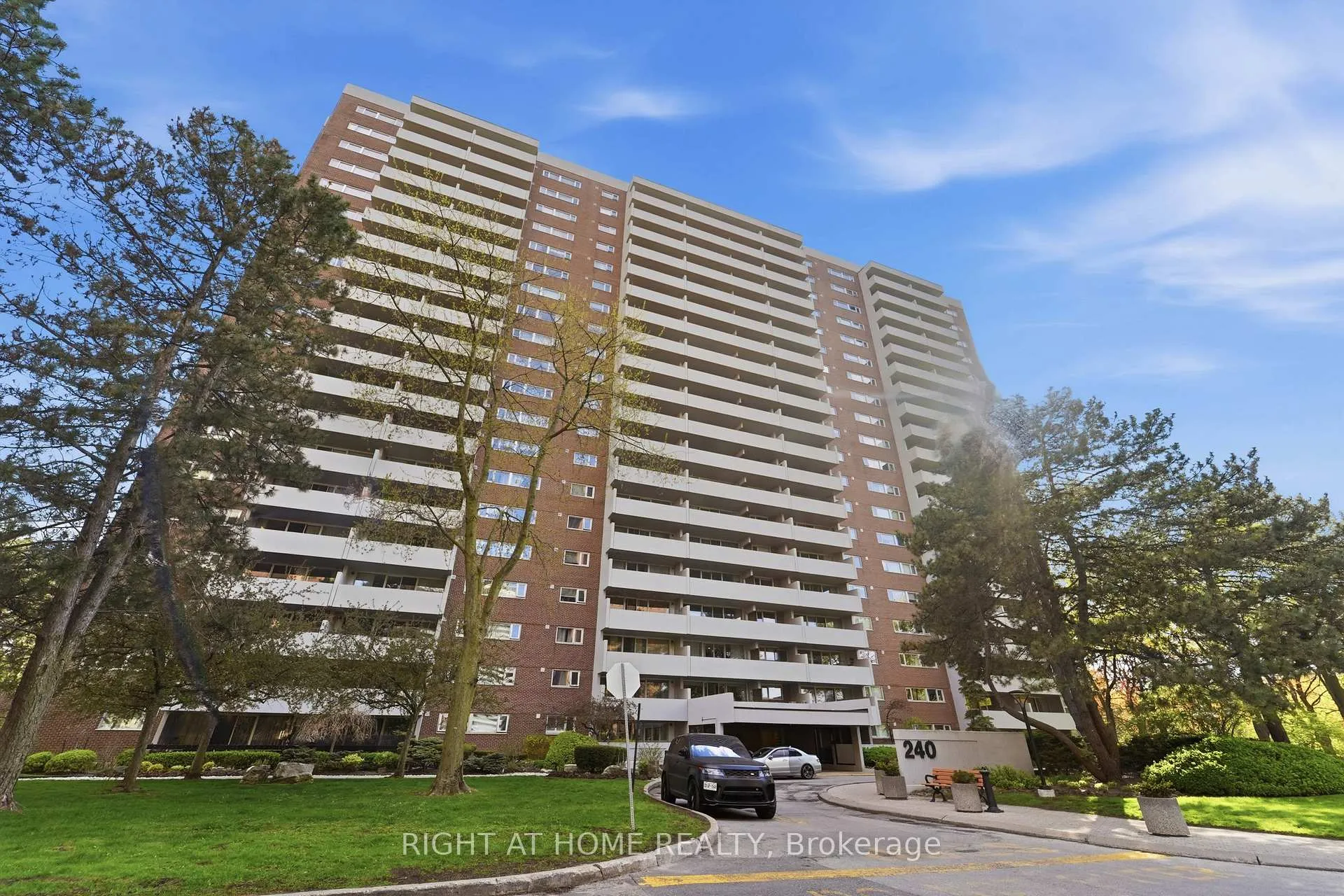 Photo 1 of Unit 2011, 240 Scarlett Road, Toronto, Rockcliffe-Smythe — HOMEH