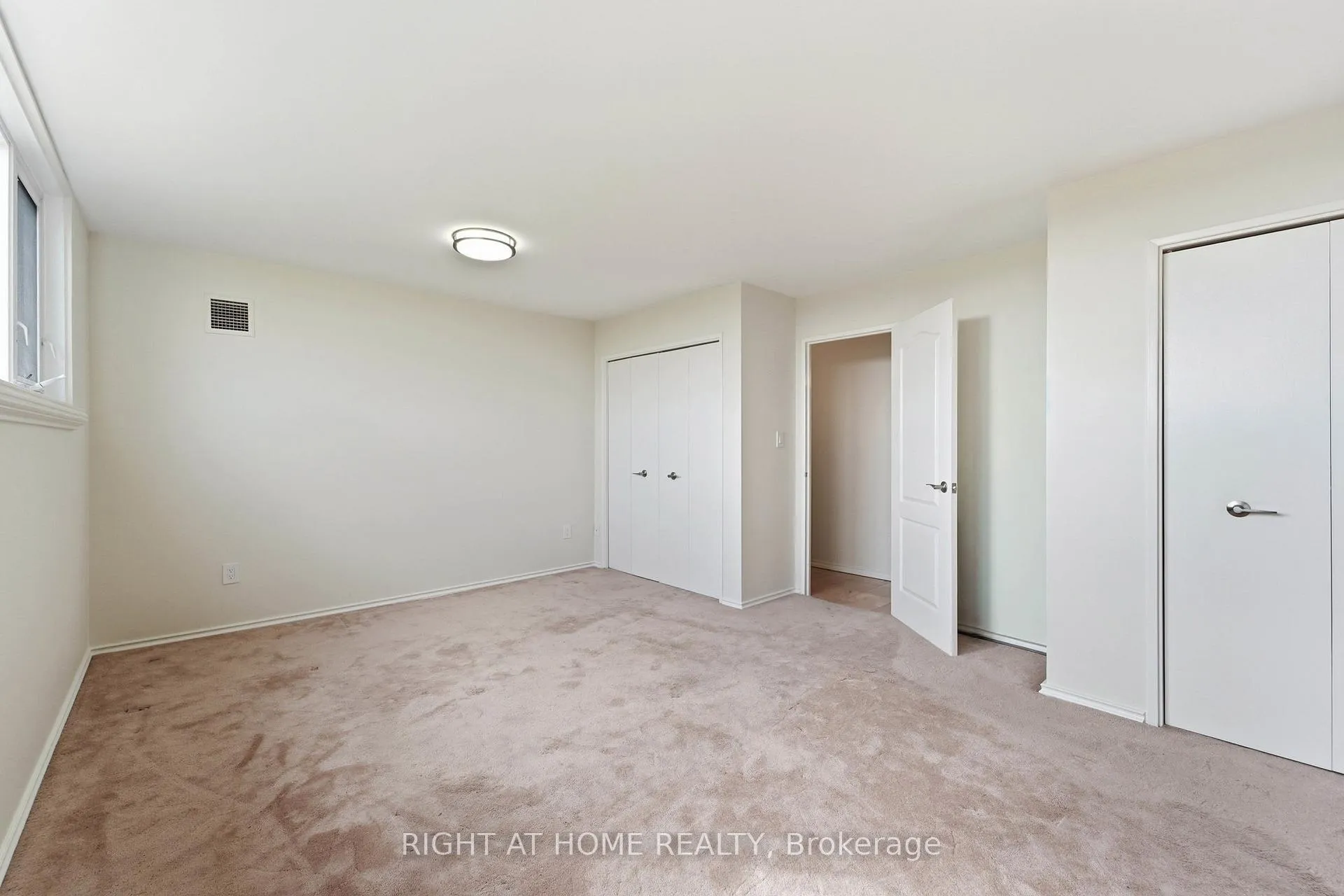 Photo 11 of Unit 2011, 240 Scarlett Road, Toronto, Rockcliffe-Smythe — HOMEH