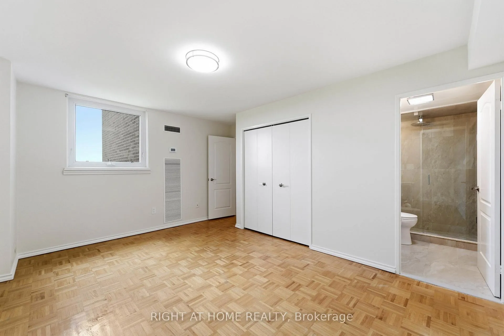 Photo 13 of Unit 2011, 240 Scarlett Road, Toronto, Rockcliffe-Smythe — HOMEH