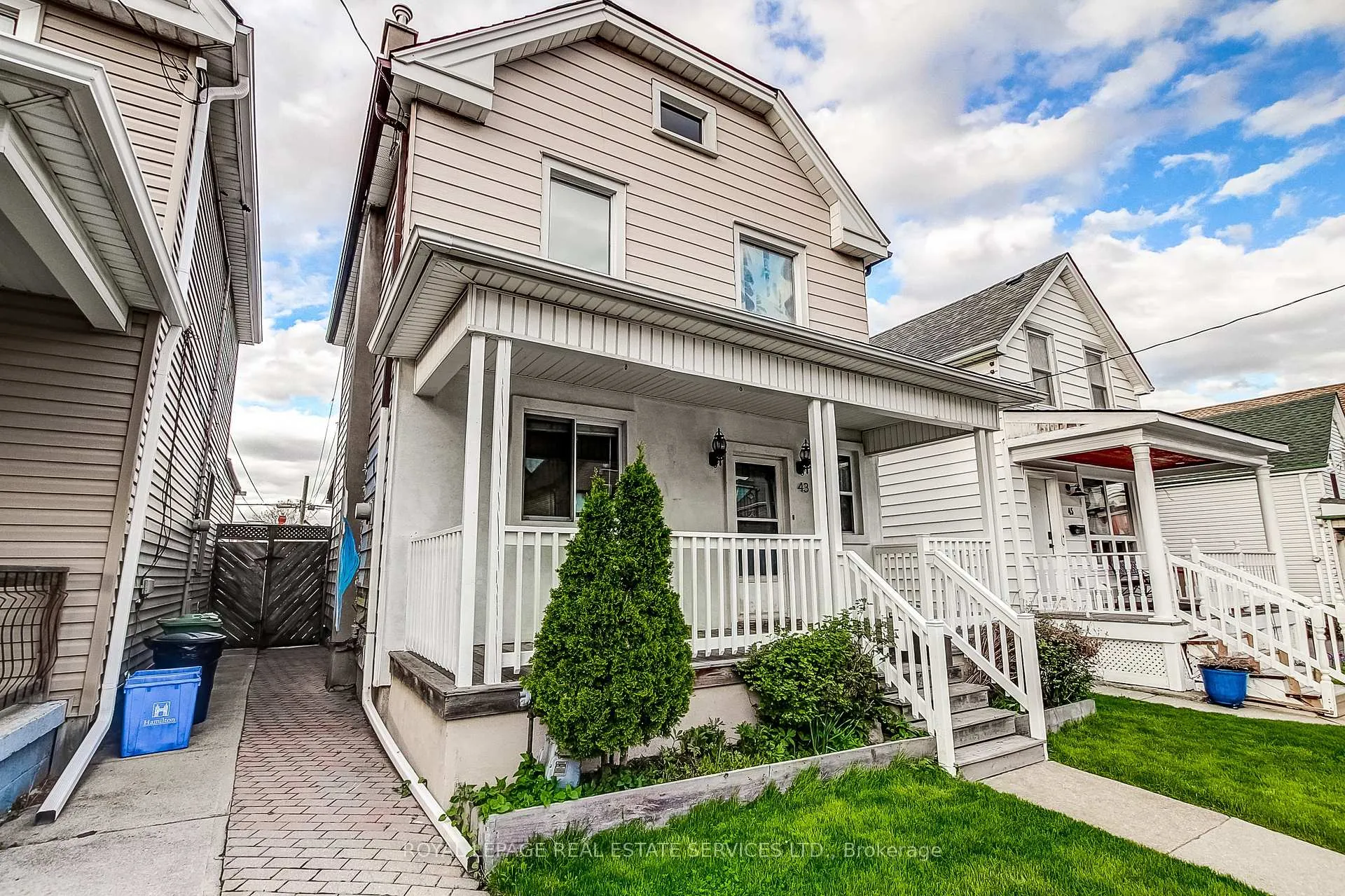 Photo 1 of 43 Rosemont Avenue, Hamilton, Stipley — HOMEH