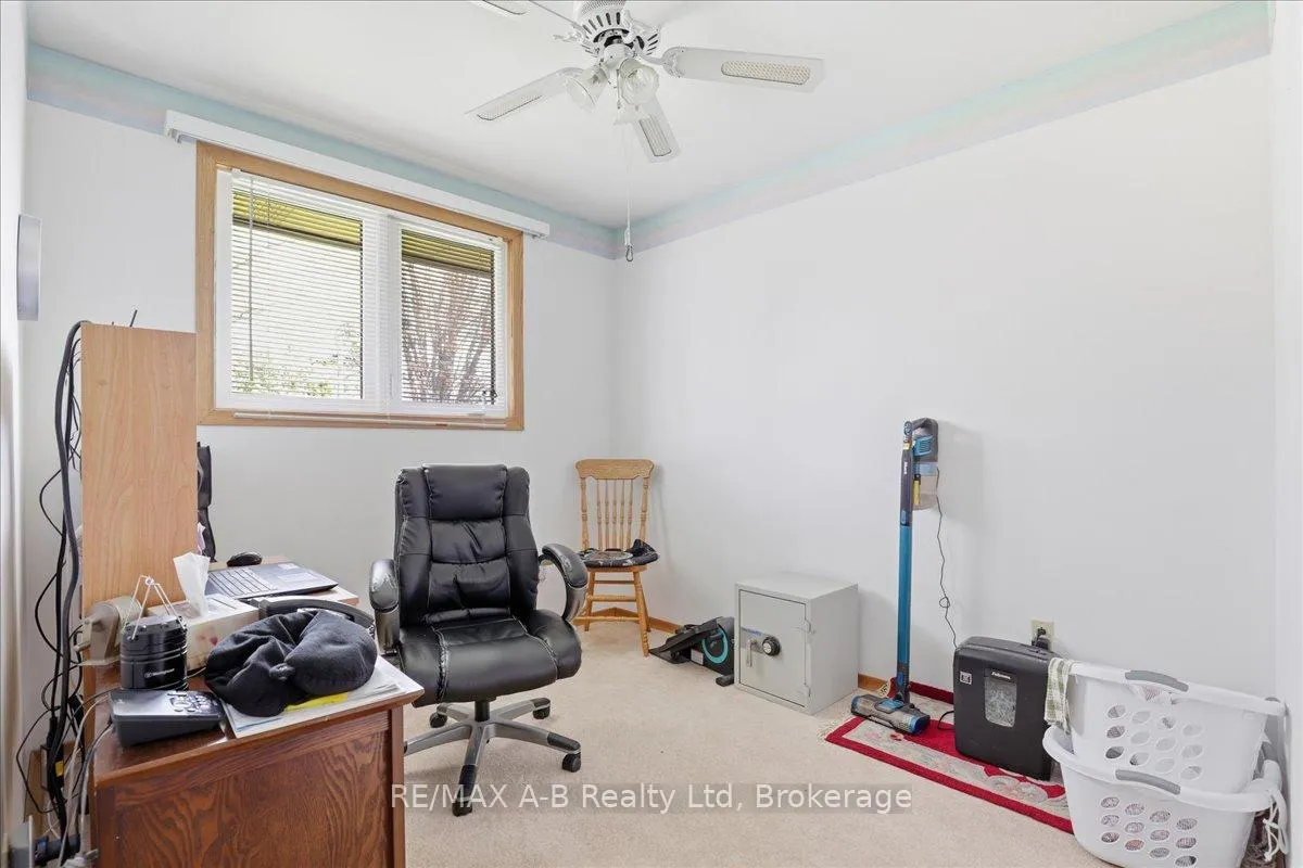Photo 24 of 175 Mowat Street, Stratford — HOMEH