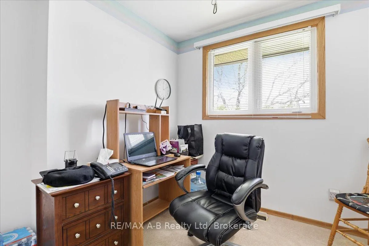 Photo 25 of 175 Mowat Street, Stratford — HOMEH